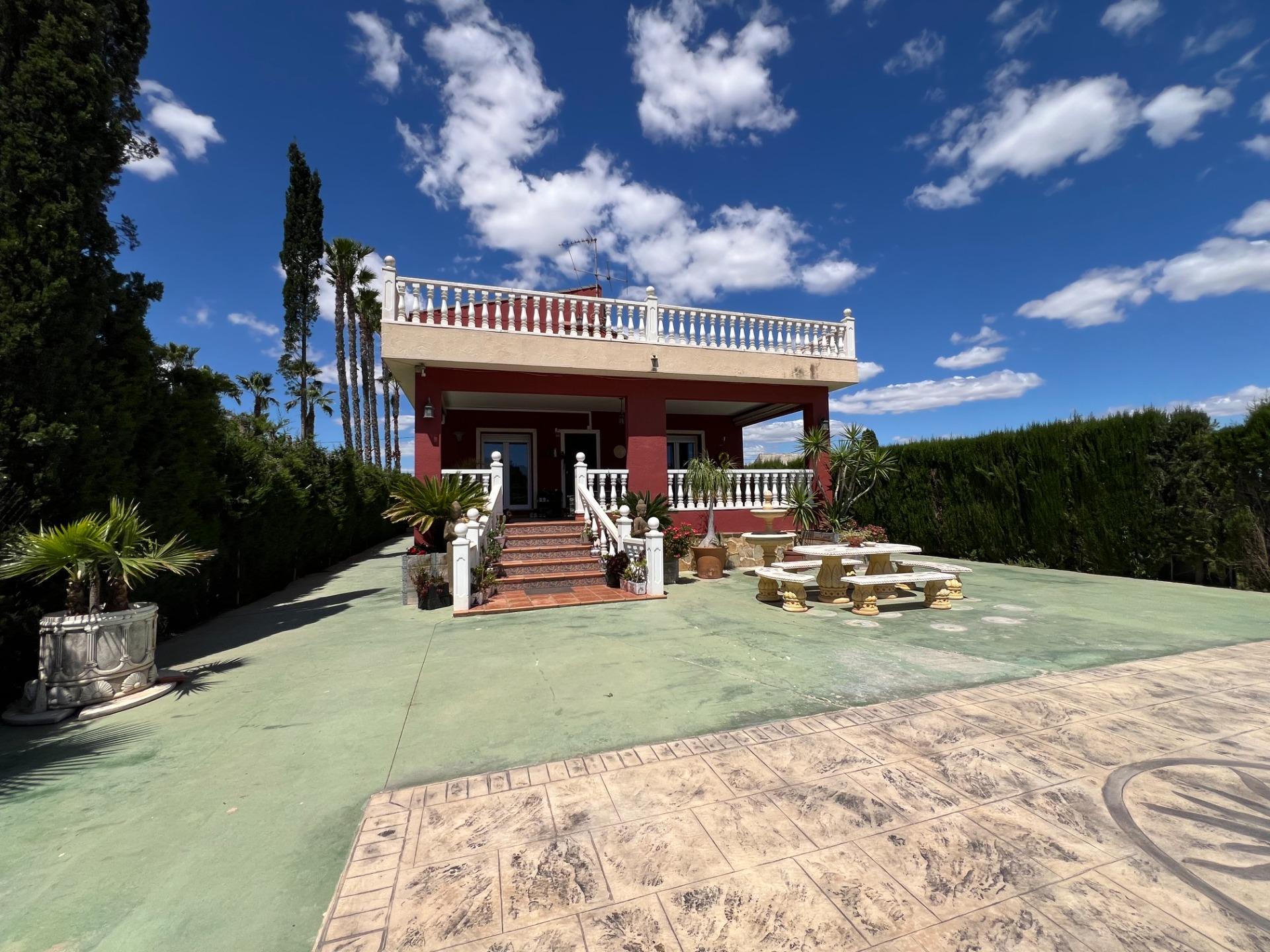 For sale - 4 Bedroom 1 Bathroom Finca in Dolores - Comunidad Valenciana  - Alicante