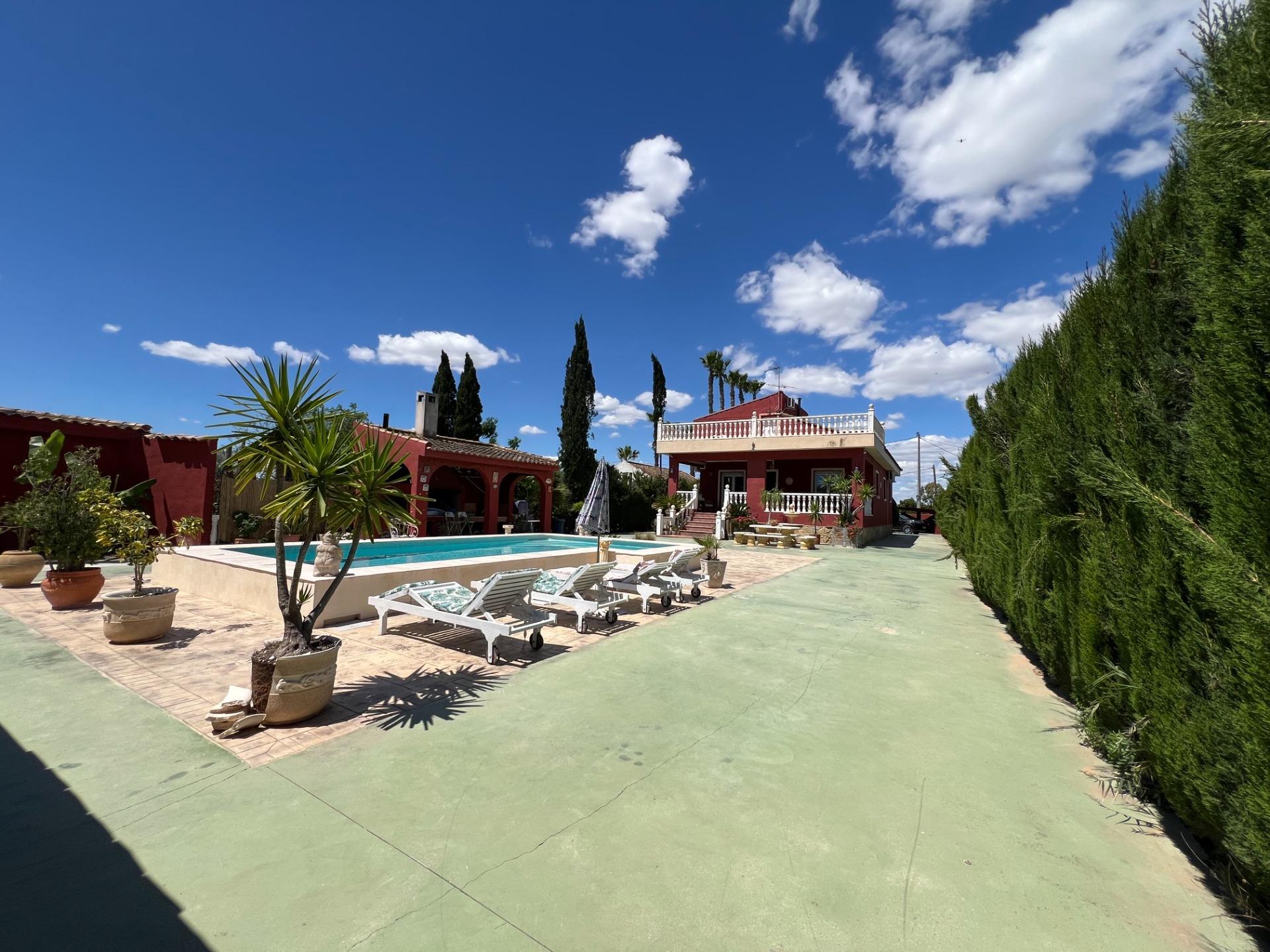 For sale - 4 Bedroom 1 Bathroom Finca in Dolores - Comunidad Valenciana  - Alicante