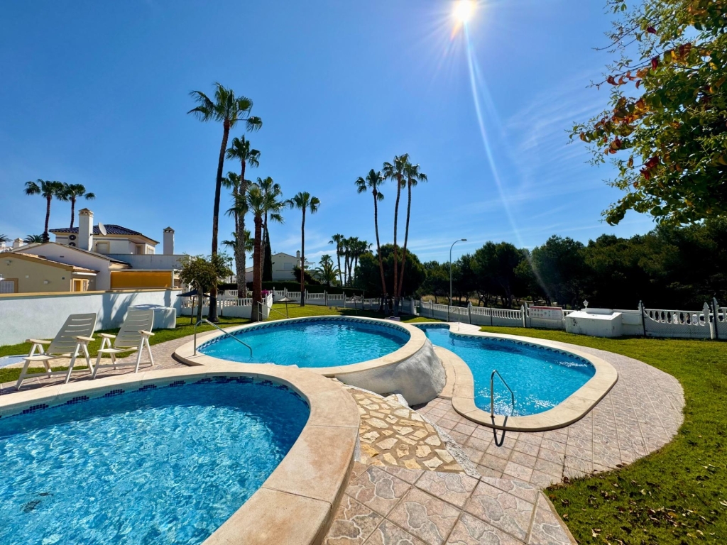 2 Bedroom 2 Bathroom Bungalow in Villamartin