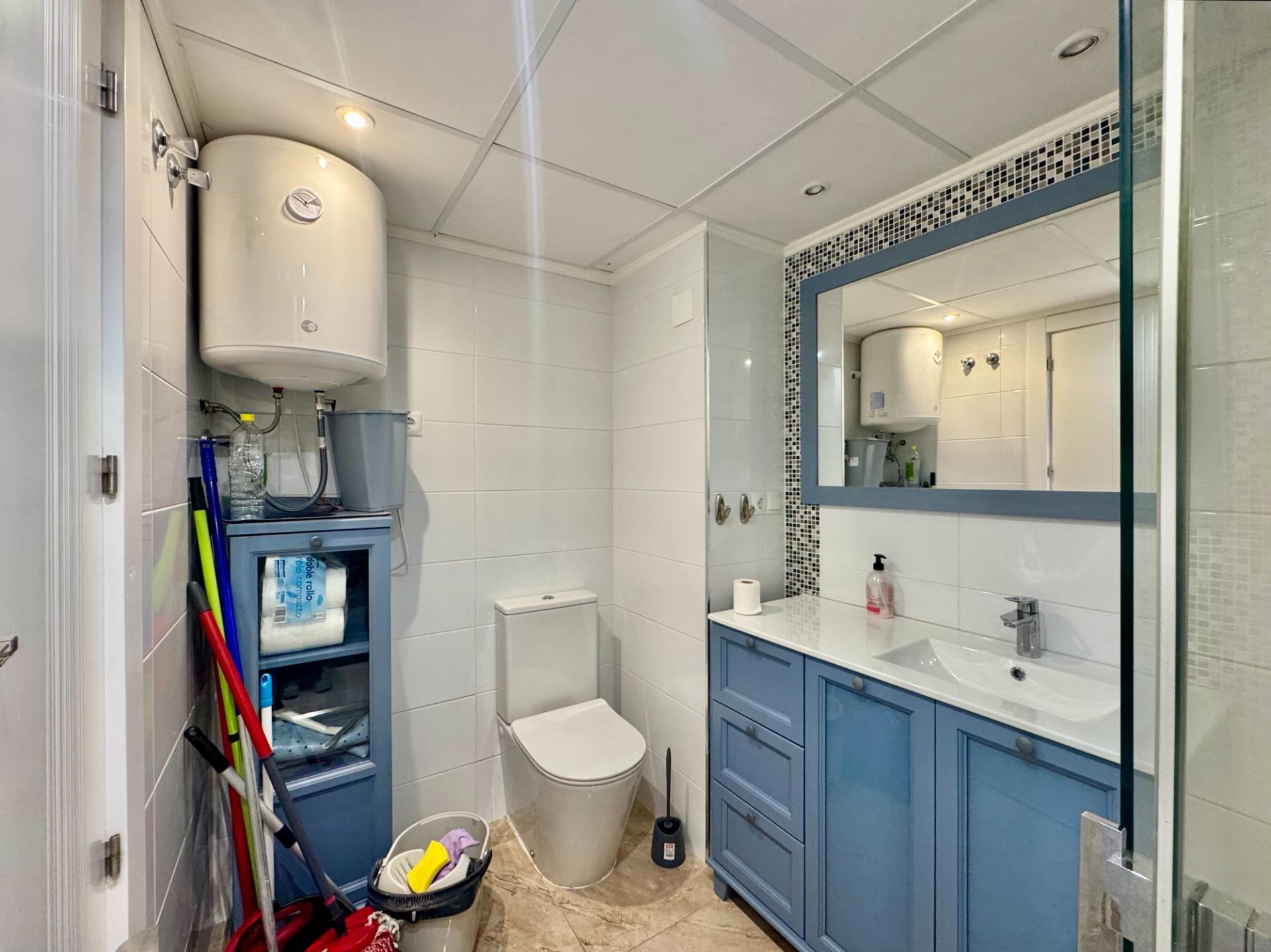 For sale - 2 Bedroom 1 Bathroom Apartment in Torrevieja - Torre La Mata  - Alicante
