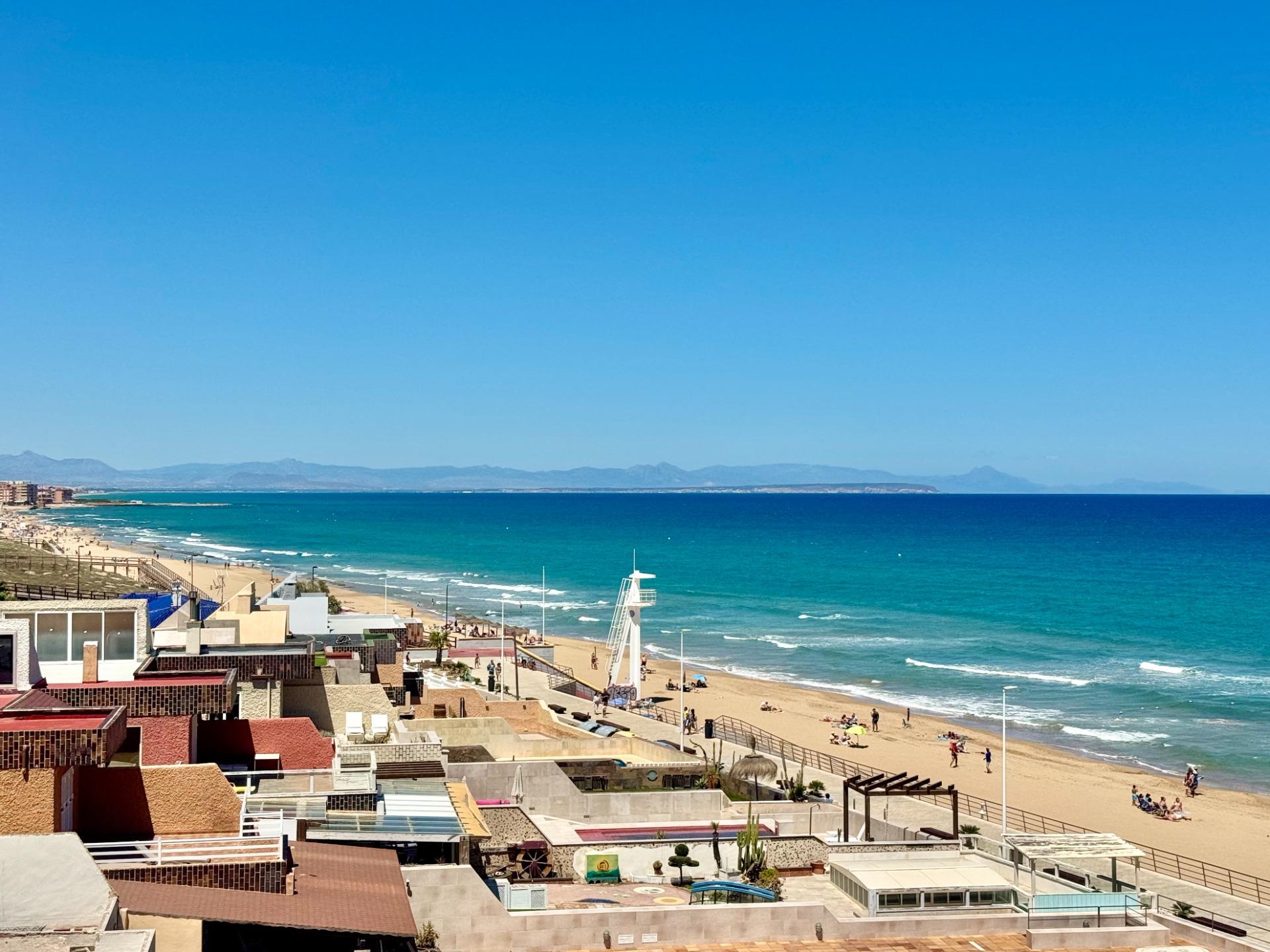 For sale - 2 Bedroom 1 Bathroom Apartment in Torrevieja - Torre La Mata  - Alicante