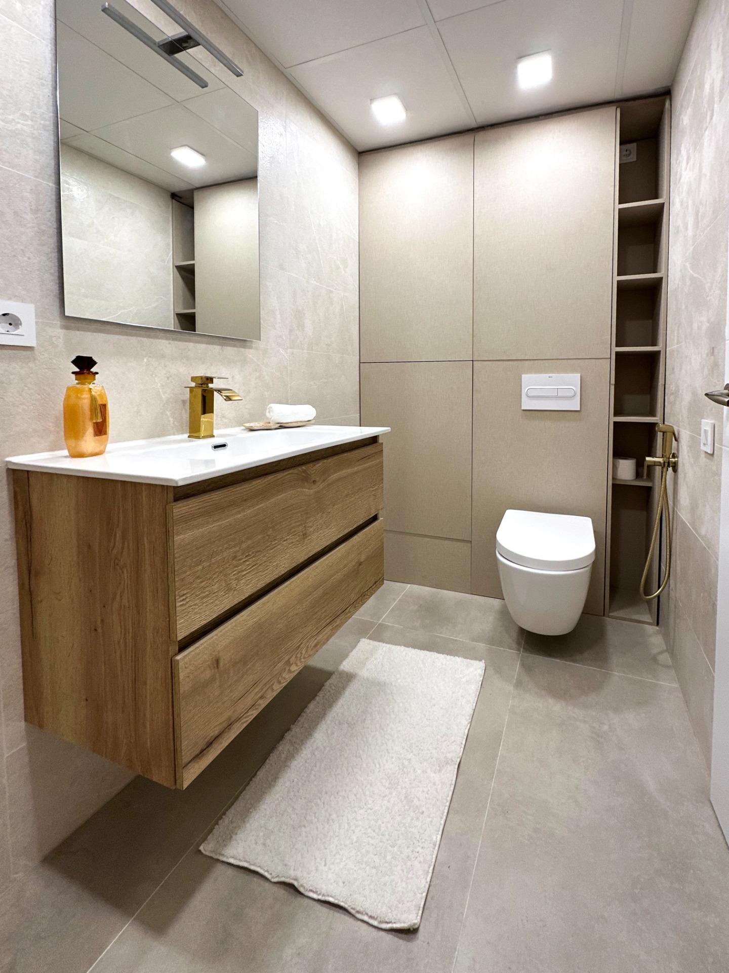 For sale - 2 Bedroom 2 Bathroom Apartment in Torrevieja - El Acequión - Los Náufragos  - Alicante
