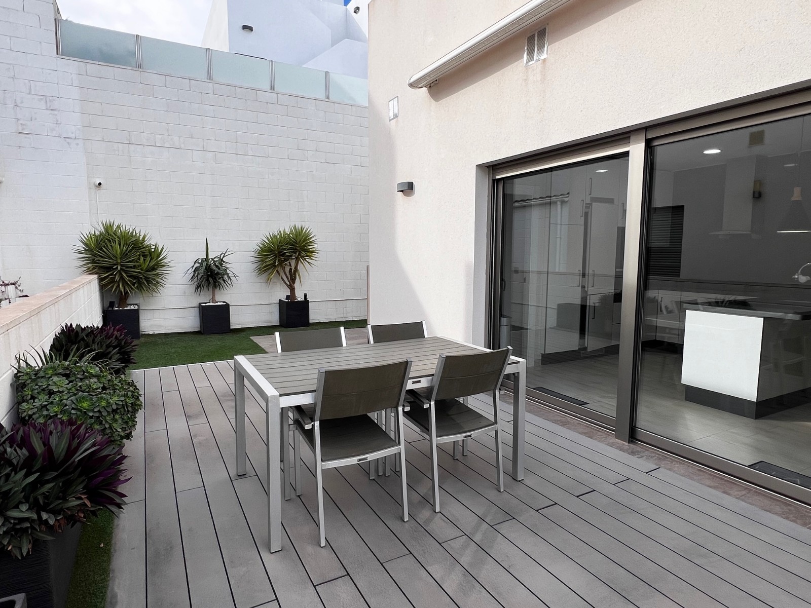 For sale - 3 Bedroom 2 Bathroom Villa in Orihuela Costa - Costa Blanca  - Alicante