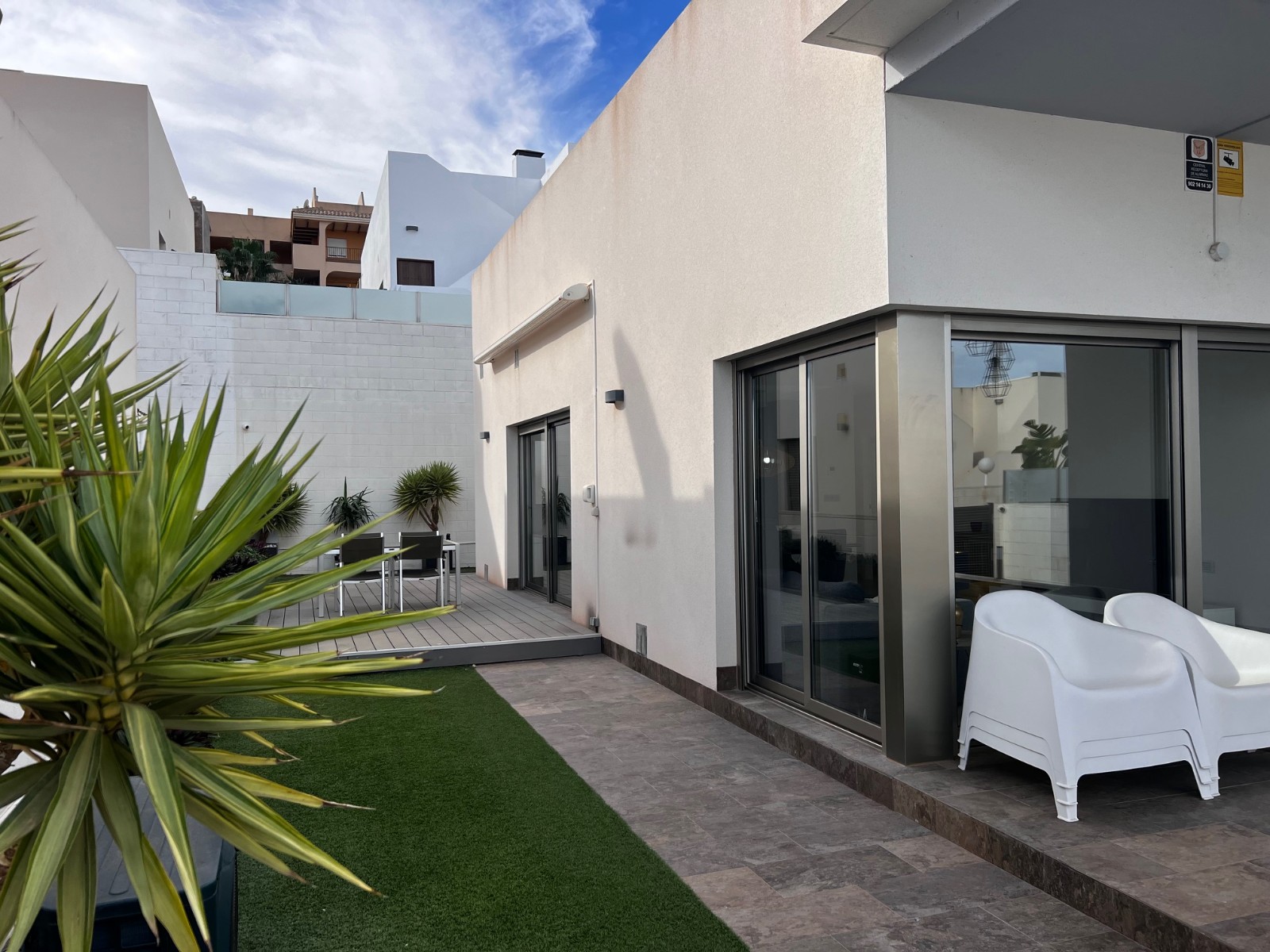 For sale - 3 Bedroom 2 Bathroom Villa in Orihuela Costa - Costa Blanca  - Alicante