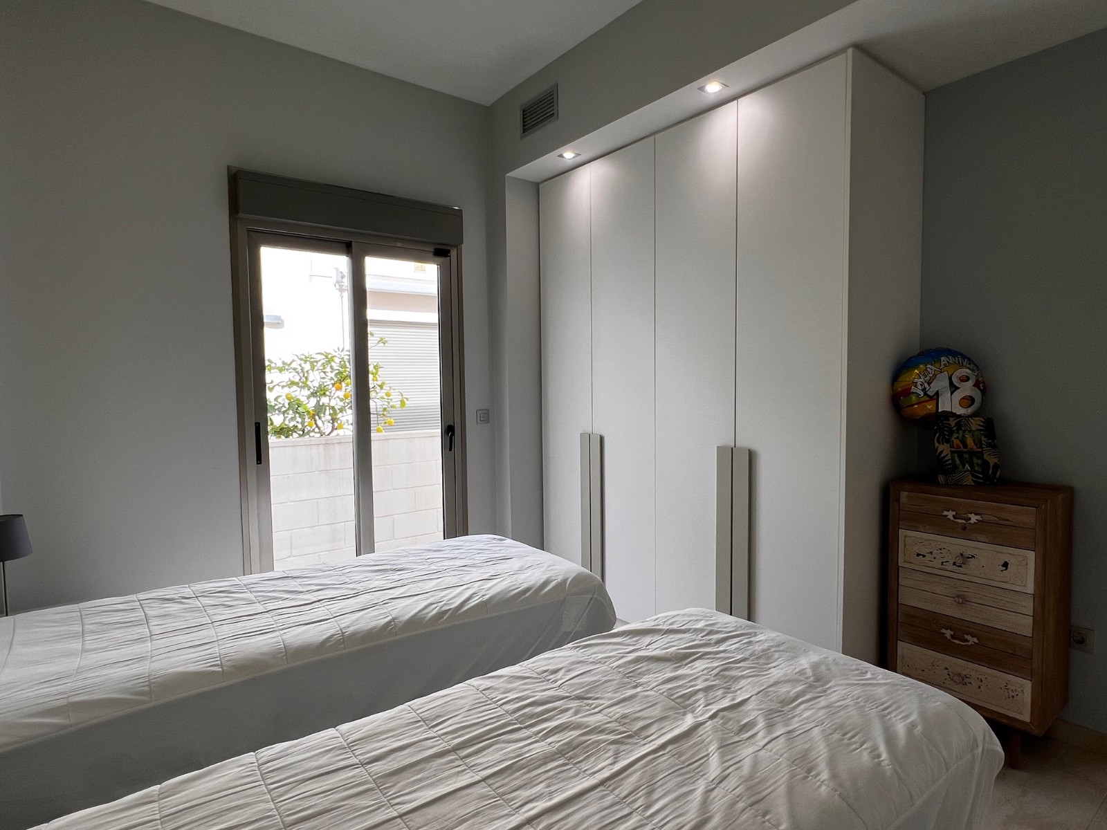For sale - 3 Bedroom 2 Bathroom Villa in Orihuela Costa - Costa Blanca  - Alicante