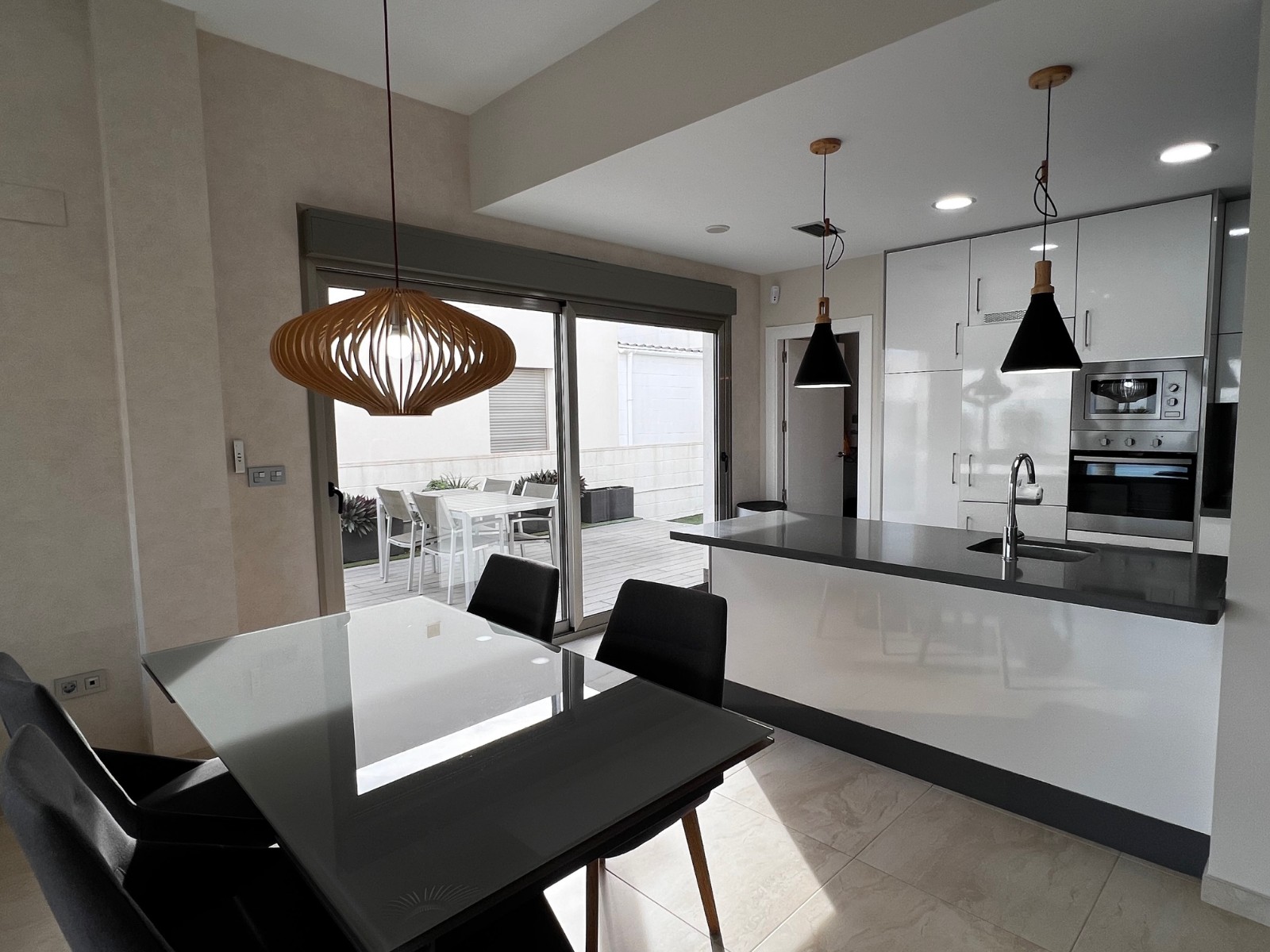 For sale - 3 Bedroom 2 Bathroom Villa in Orihuela Costa - Costa Blanca  - Alicante