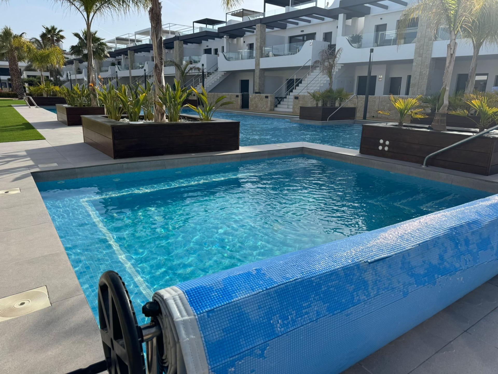 For sale - 3 Bedroom 2 Bathroom Apartment in Orihuela Costa - Rocio Del Mar  - Alicante