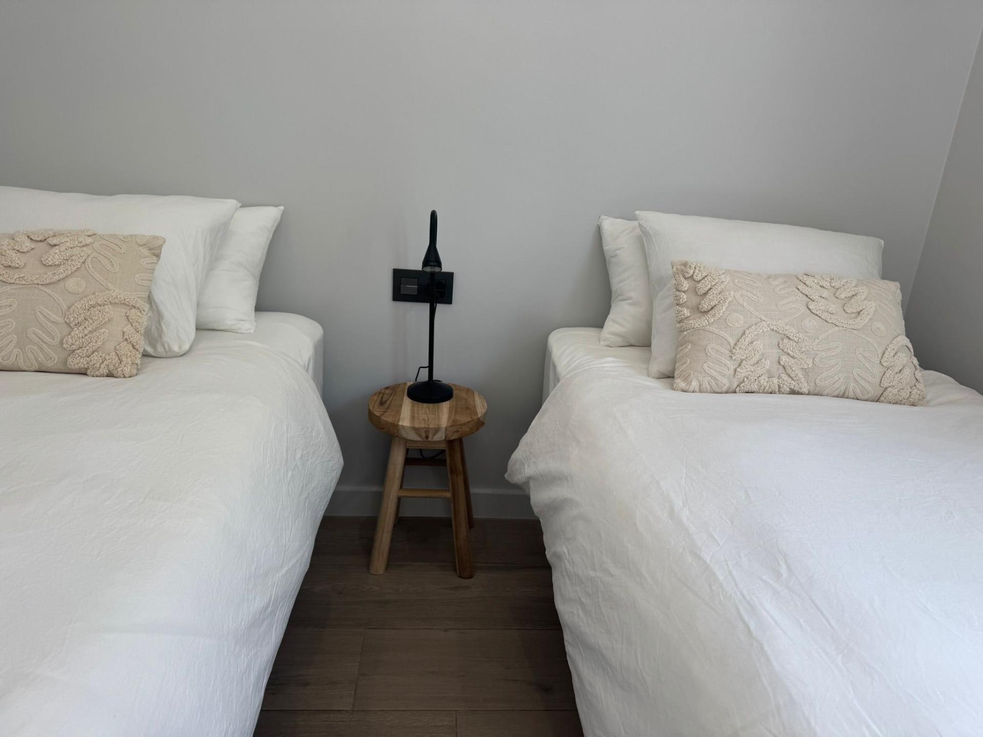 For sale - 3 Bedroom 2 Bathroom Apartment in Orihuela Costa - Rocio Del Mar  - Alicante