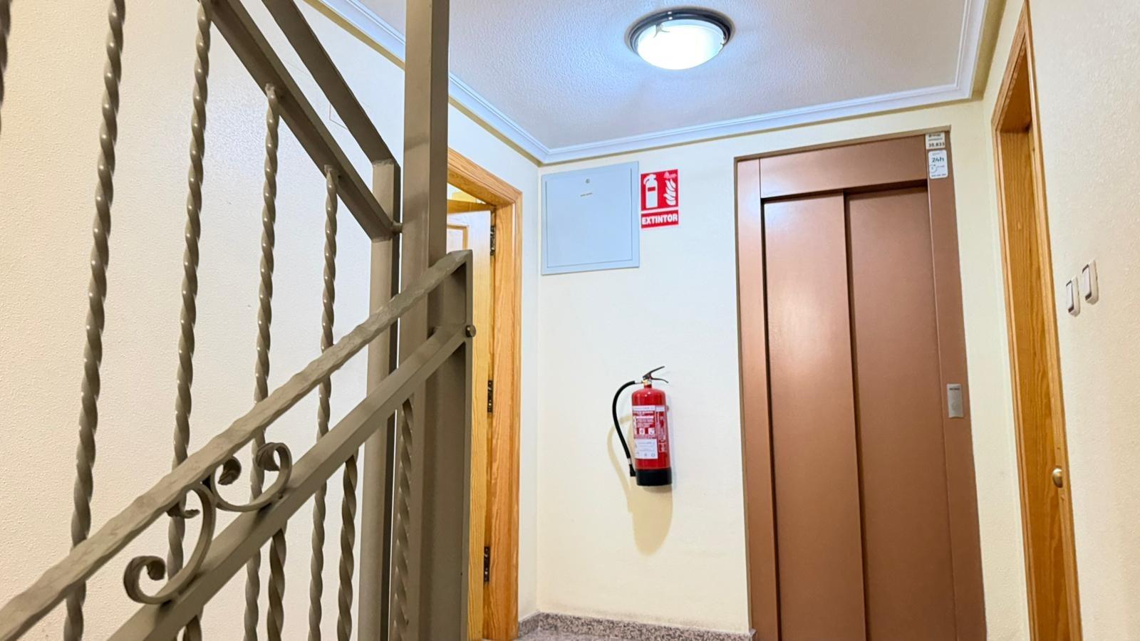 For sale - 3 Bedroom 2 Bathroom Apartment in Benijofar - Pueblo 4  - Alicante
