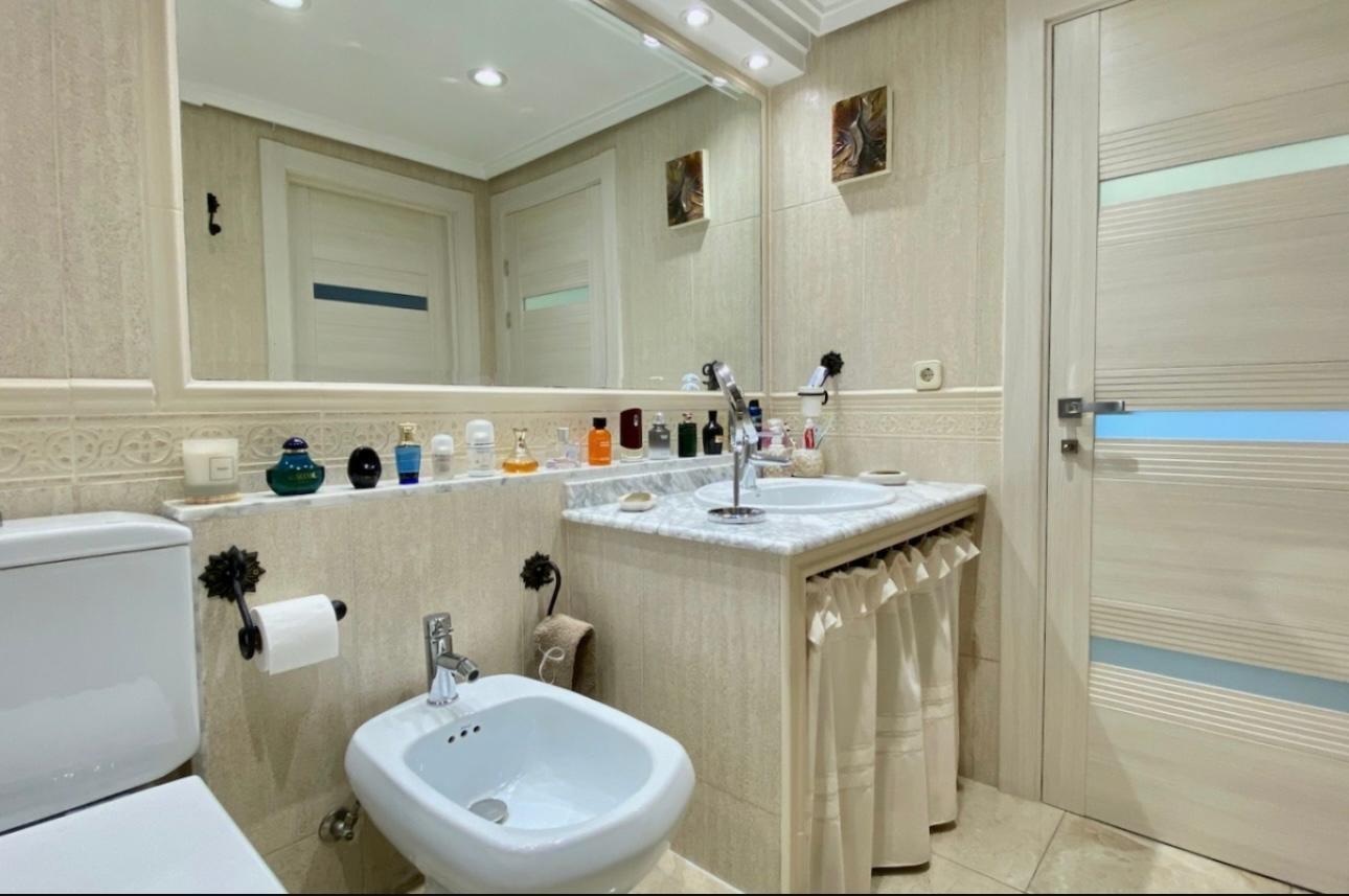 For sale - 2 Bedroom 1 Bathroom Apartment in Torrevieja - Torre La Mata  - Alicante