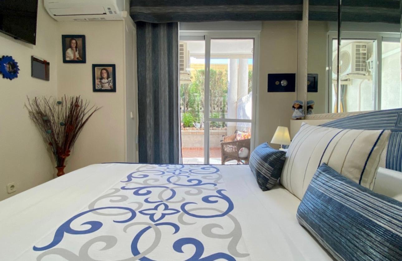 For sale - 2 Bedroom 1 Bathroom Apartment in Torrevieja - Torre La Mata  - Alicante