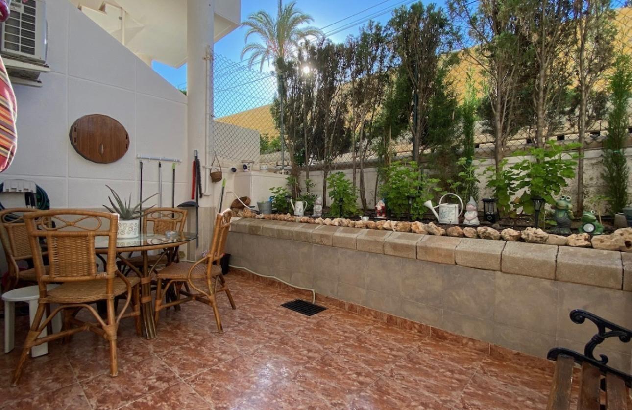For sale - 2 Bedroom 1 Bathroom Apartment in Torrevieja - Torre La Mata  - Alicante