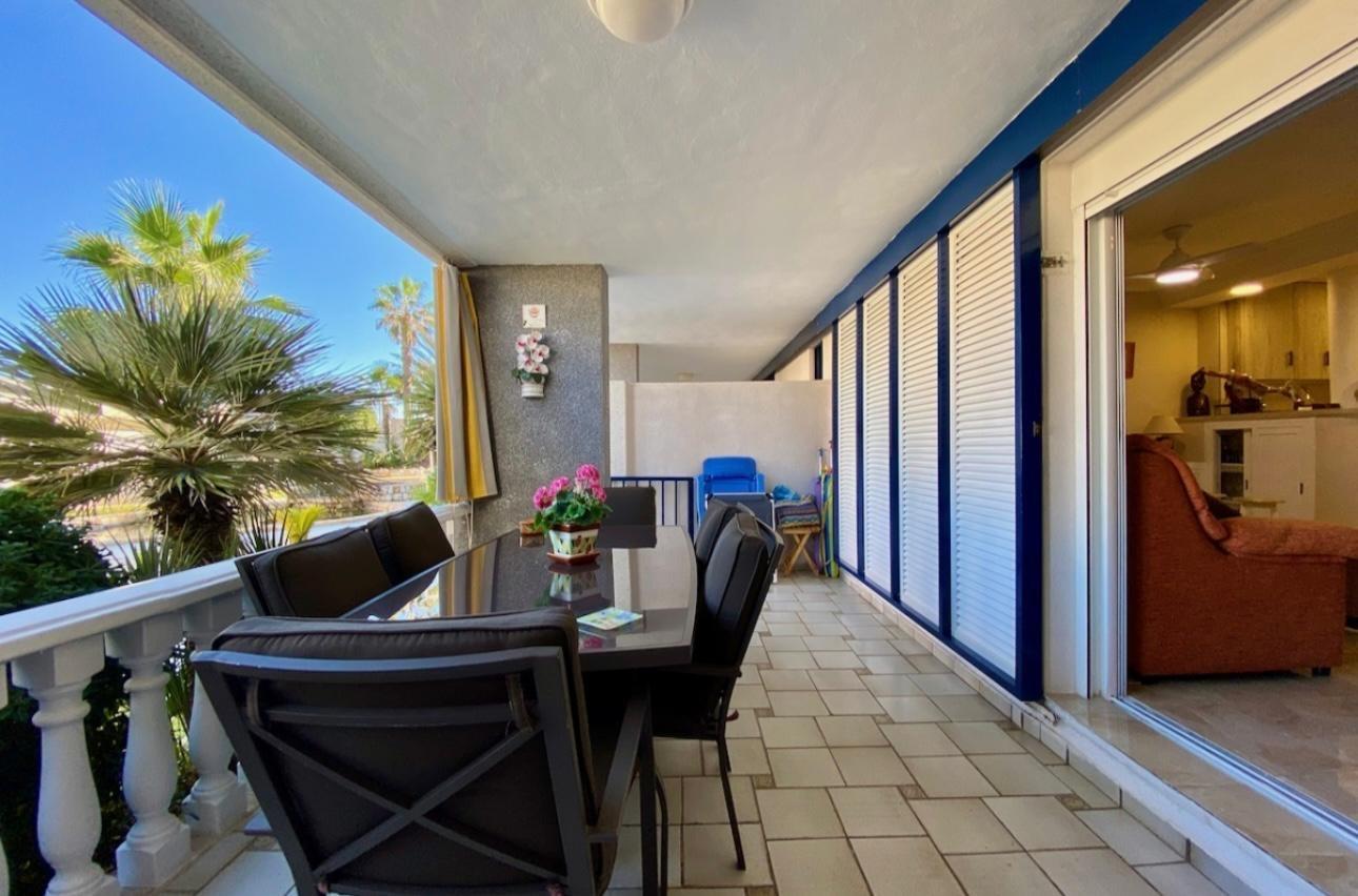 For sale - 2 Bedroom 1 Bathroom Apartment in Torrevieja - Torre La Mata  - Alicante