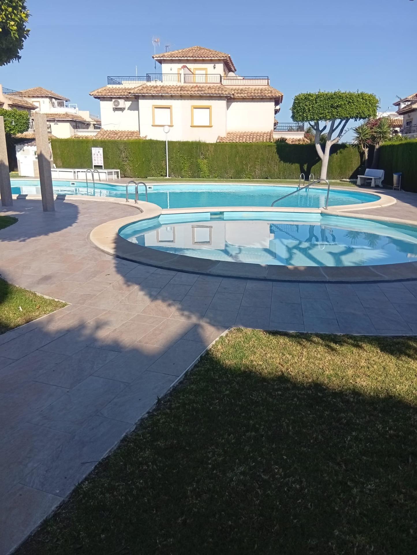 For sale - 2 Bedroom 2 Bathroom Town House in Orihuela Costa - Rocio Del Mar  - Alicante