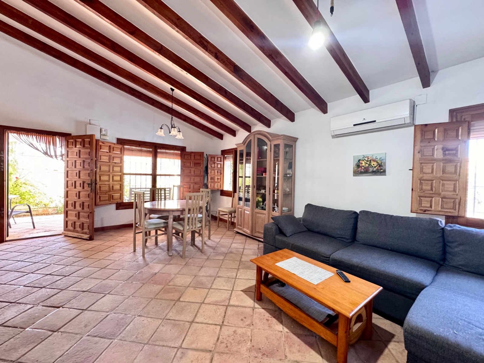 For sale - 4 Bedroom 2 Bathroom Villa in Orihuela Costa - Costa Blanca  - Alicante