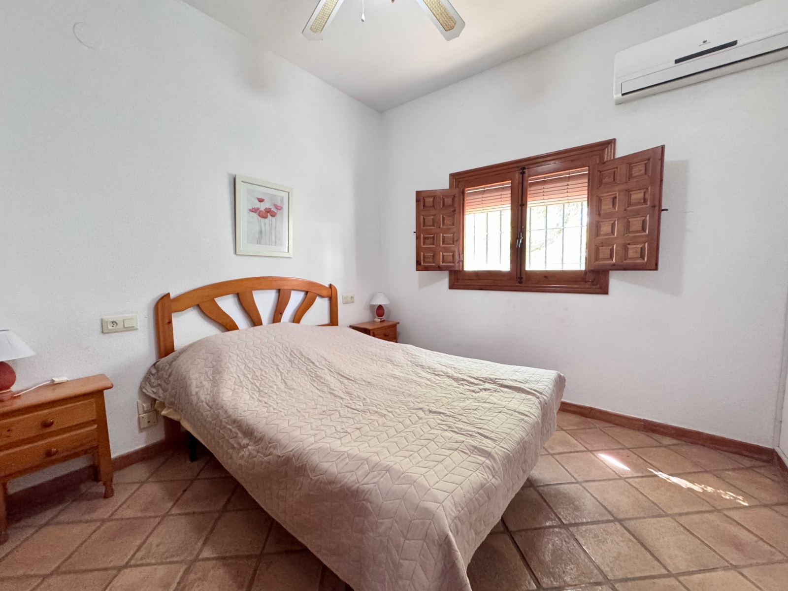 For sale - 4 Bedroom 2 Bathroom Villa in Orihuela Costa - Costa Blanca  - Alicante