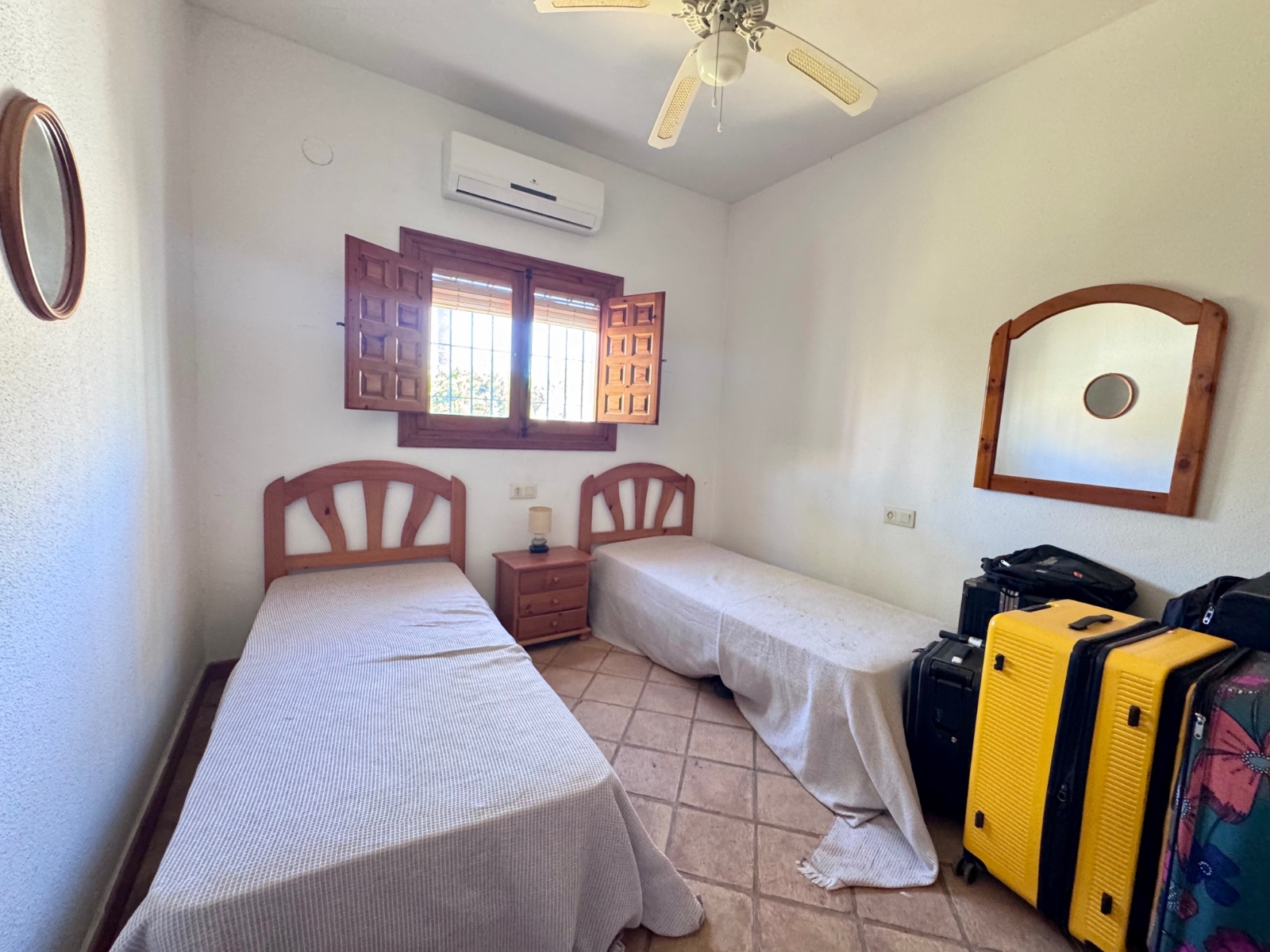 For sale - 4 Bedroom 2 Bathroom Villa in Orihuela Costa - Costa Blanca  - Alicante