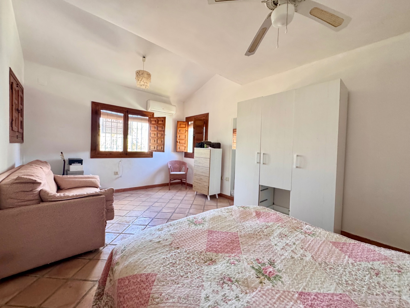For sale - 4 Bedroom 2 Bathroom Villa in Orihuela Costa - Costa Blanca  - Alicante