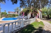 27-27-458-11-925/77673, 4 Bedroom 2 Bathroom Villa in Orihuela Costa