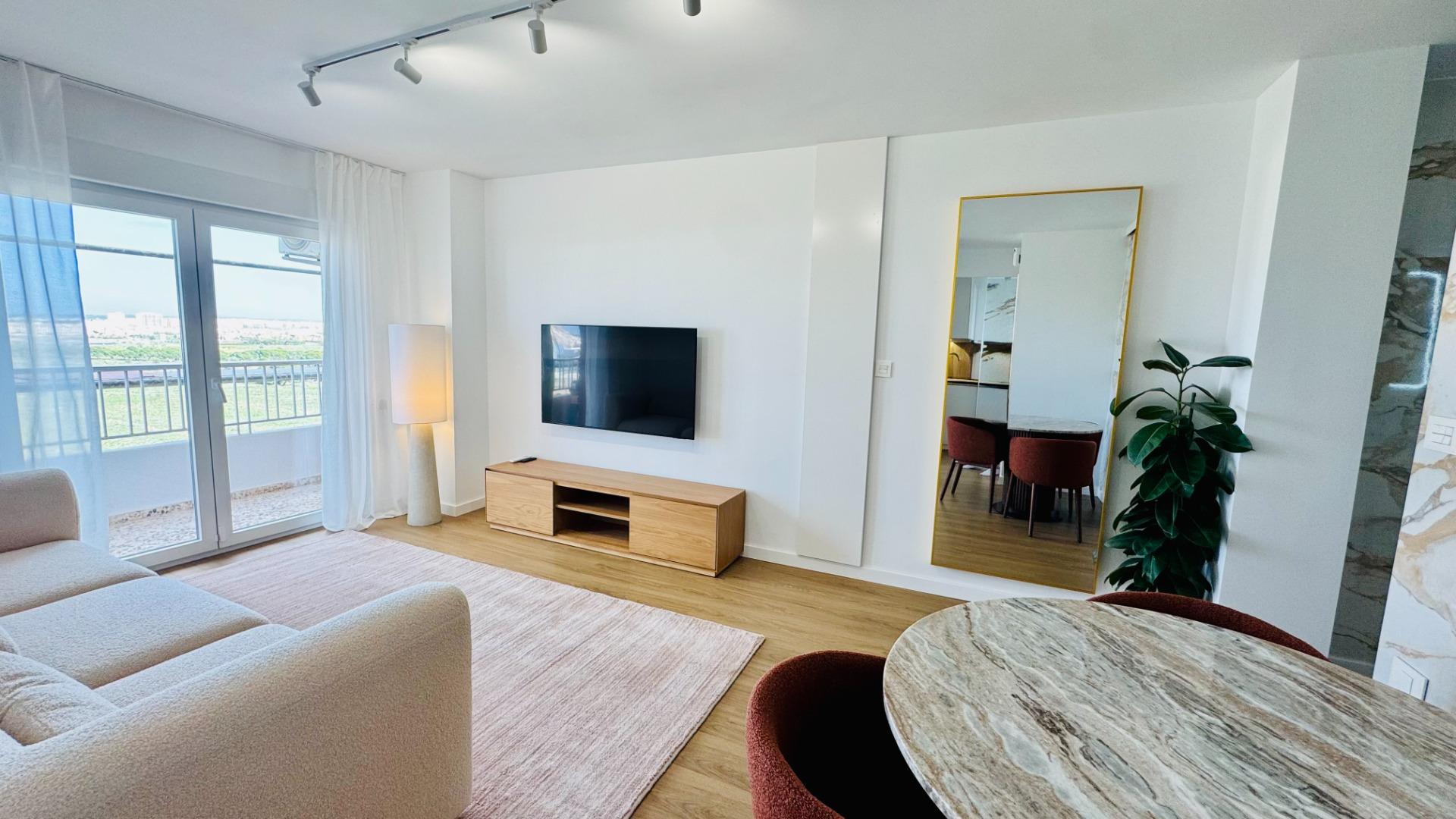 For sale - 2 Bedroom 1 Bathroom Penthouse in Torrevieja - Punta Prima  - Alicante