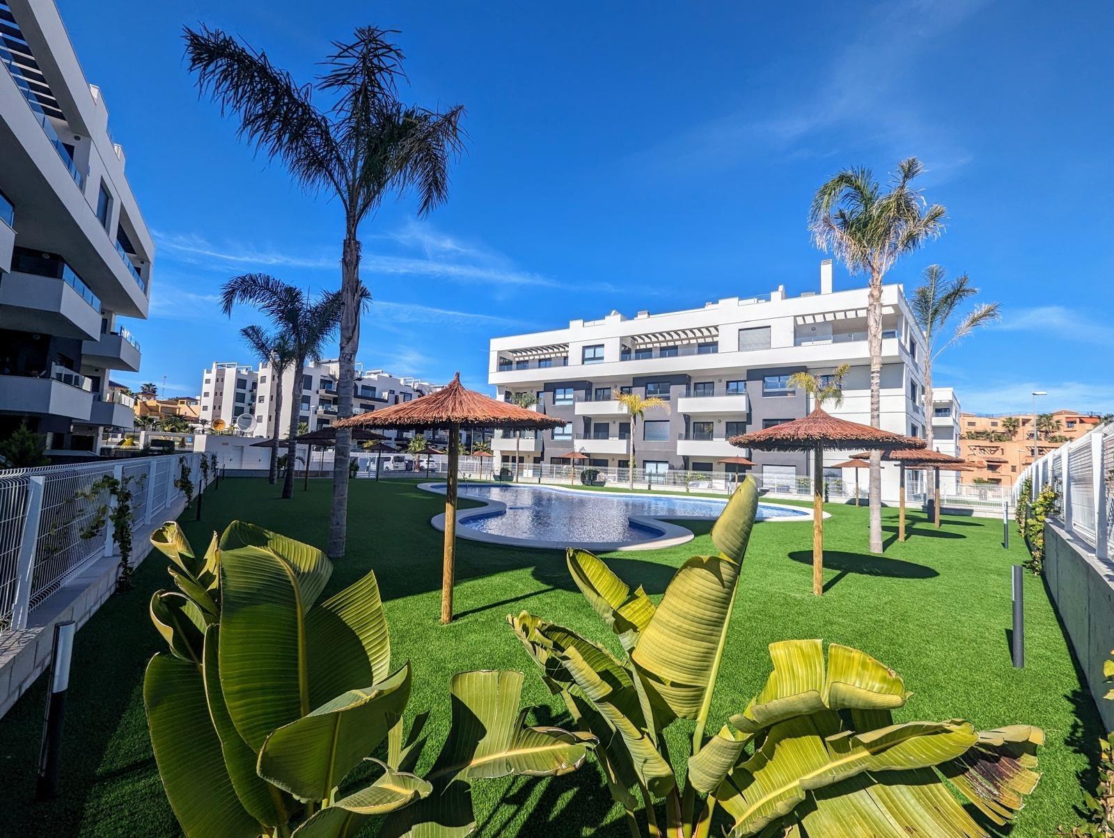 For sale - 2 Bedroom 2 Bathroom Penthouse in Orihuela Costa - Las Filipinas  - Alicante