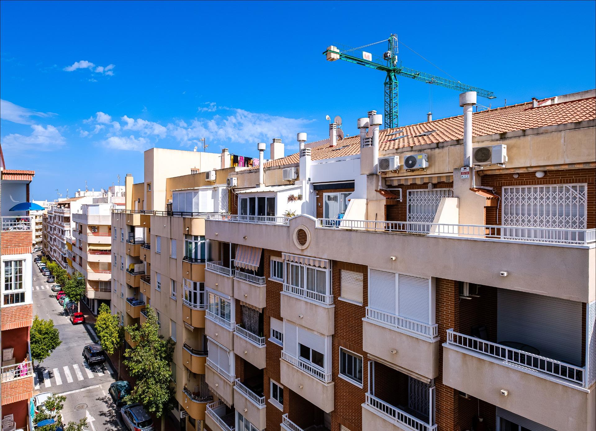 For sale - 4 Bedroom 4 Bathroom Apartment in Torrevieja - Playa Del Cura  - Alicante