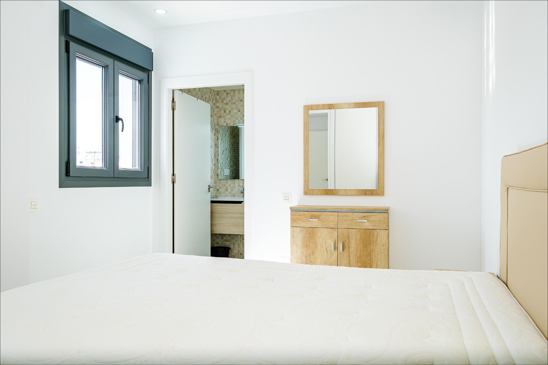 For sale - 4 Bedroom 4 Bathroom Apartment in Torrevieja - Playa Del Cura  - Alicante