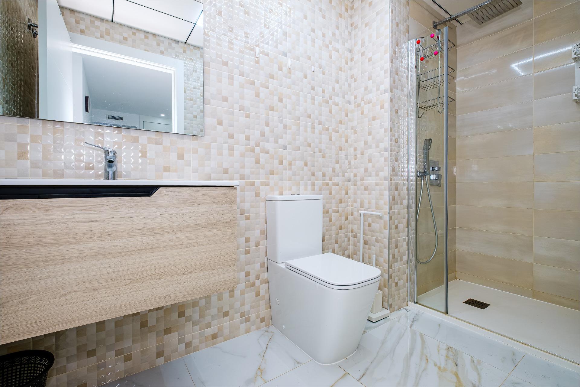For sale - 4 Bedroom 4 Bathroom Apartment in Torrevieja - Playa Del Cura  - Alicante