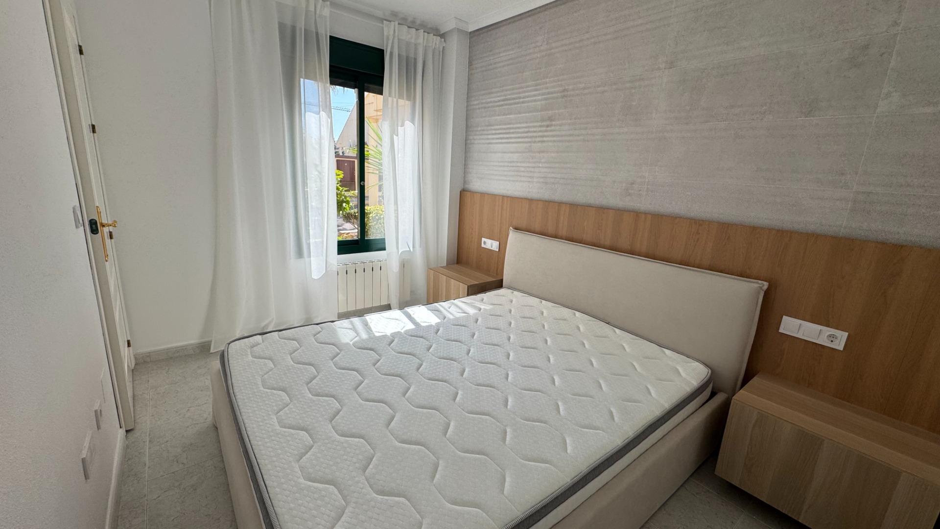 For sale - 2 Bedroom 2 Bathroom Apartment in Orihuela Costa - Villamartín-las Filipinas  - Alicante