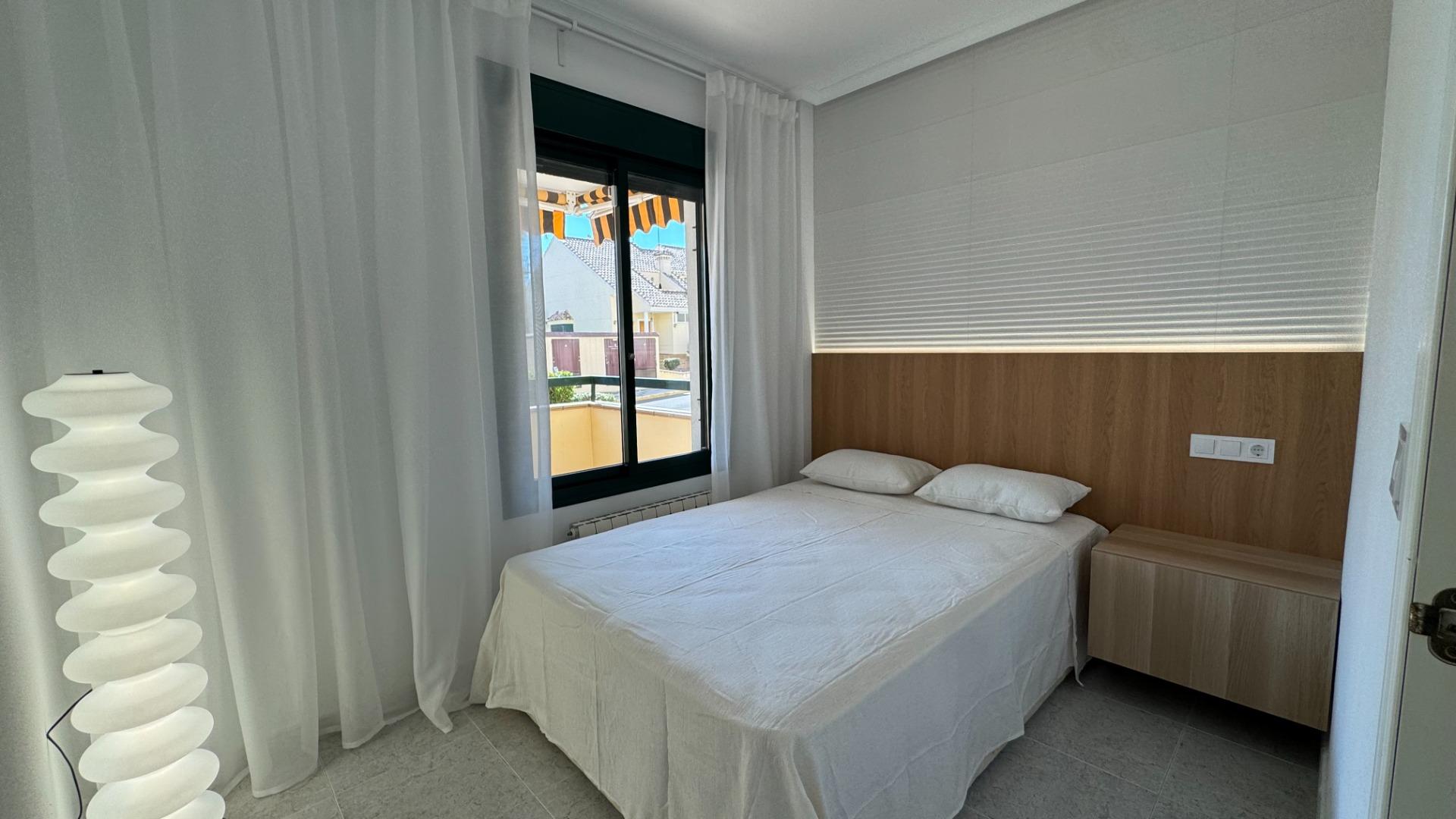 For sale - 2 Bedroom 2 Bathroom Apartment in Orihuela Costa - Villamartín-las Filipinas  - Alicante
