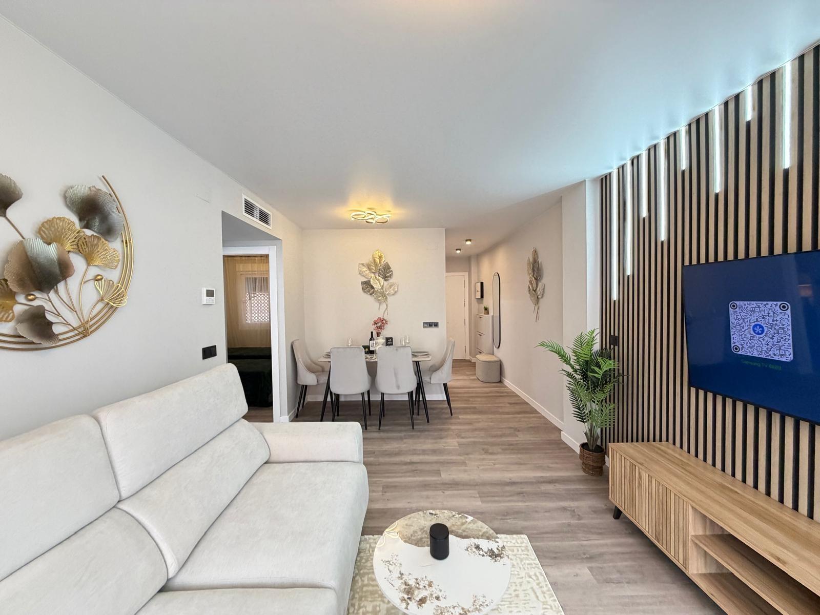 For sale - 2 Bedroom 1 Bathroom Apartment in Torrevieja - Estacion De Autobuses  - Alicante