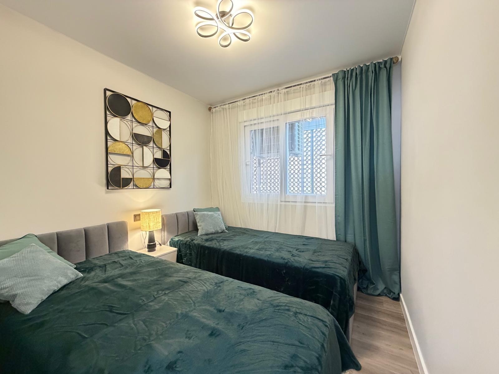 For sale - 2 Bedroom 1 Bathroom Apartment in Torrevieja - Estacion De Autobuses  - Alicante