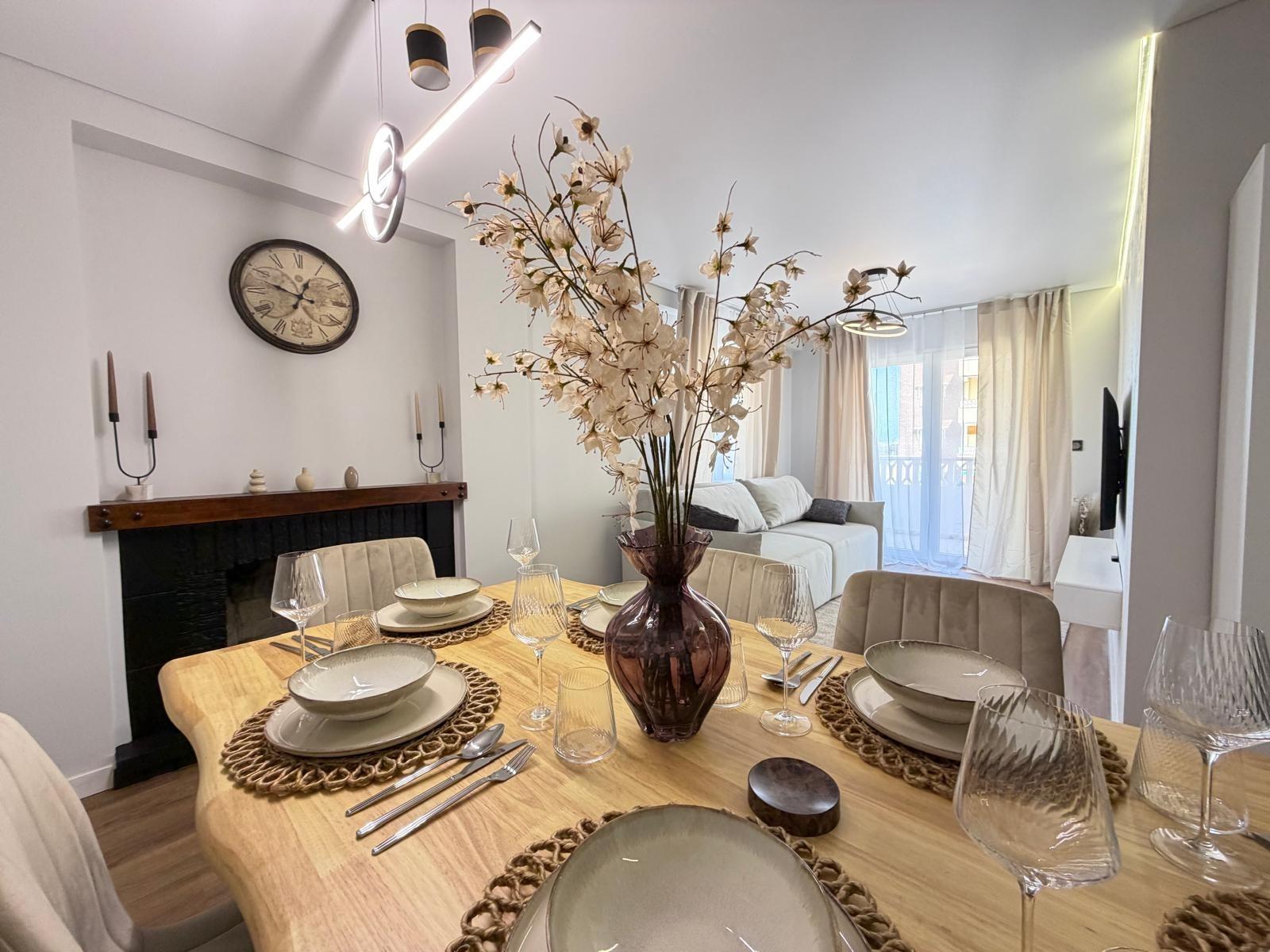For sale - 3 Bedroom 2 Bathroom Apartment in Torrevieja - Punta Prima  - Alicante