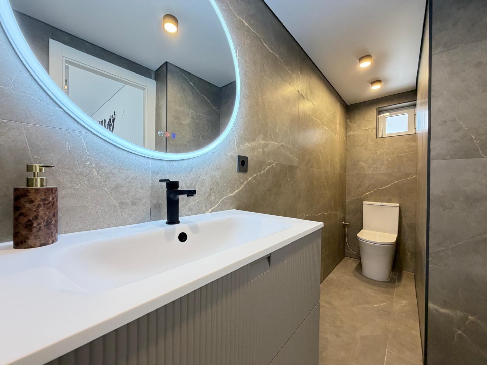 For sale - 3 Bedroom 2 Bathroom Apartment in Torrevieja - Punta Prima  - Alicante