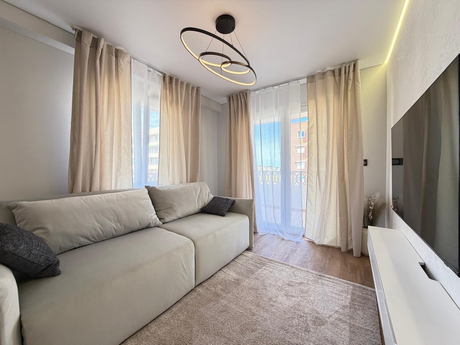 For sale - 3 Bedroom 2 Bathroom Apartment in Torrevieja - Punta Prima  - Alicante