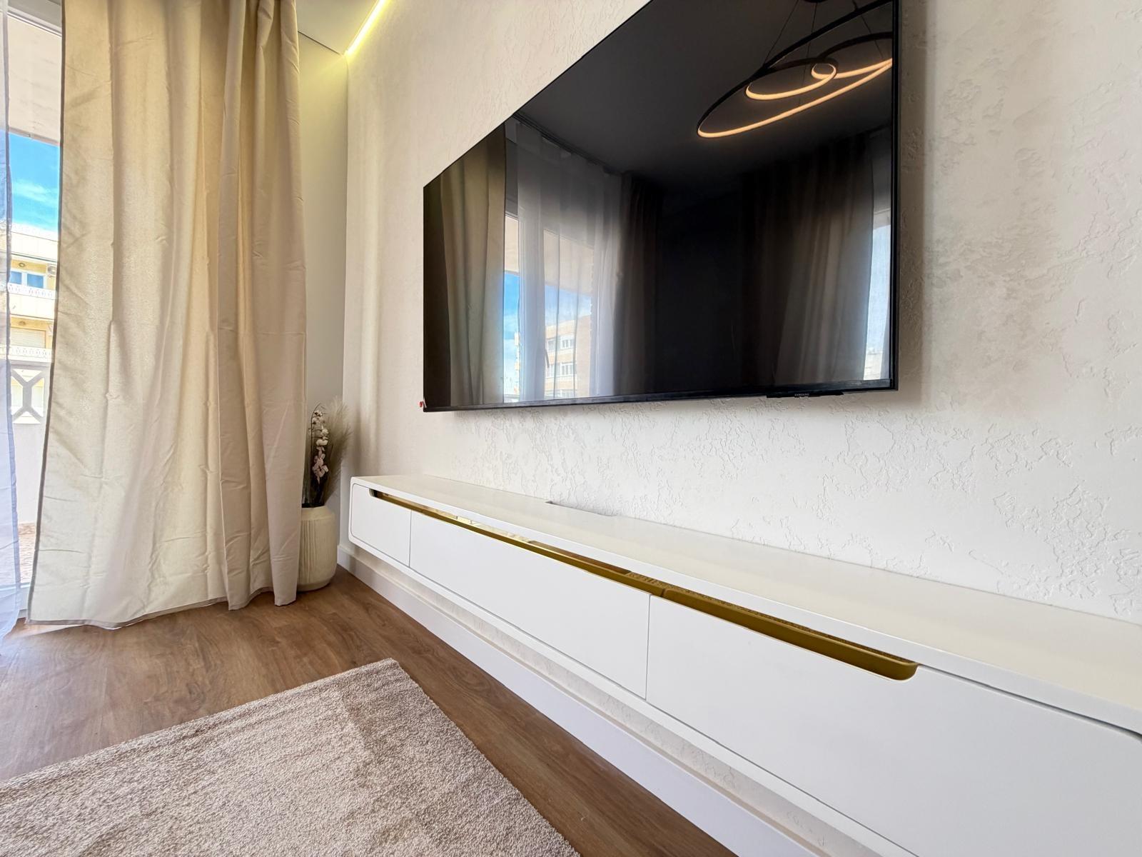 For sale - 3 Bedroom 2 Bathroom Apartment in Torrevieja - Punta Prima  - Alicante