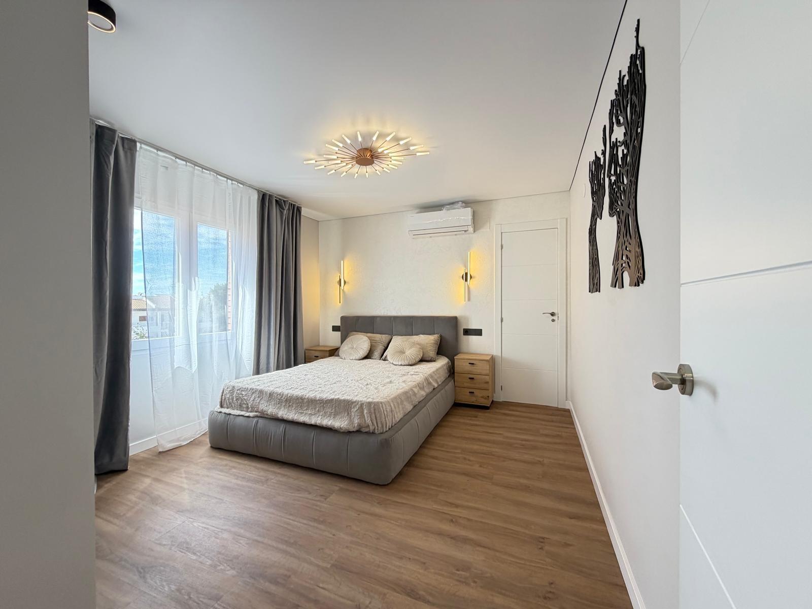 For sale - 3 Bedroom 2 Bathroom Apartment in Torrevieja - Punta Prima  - Alicante