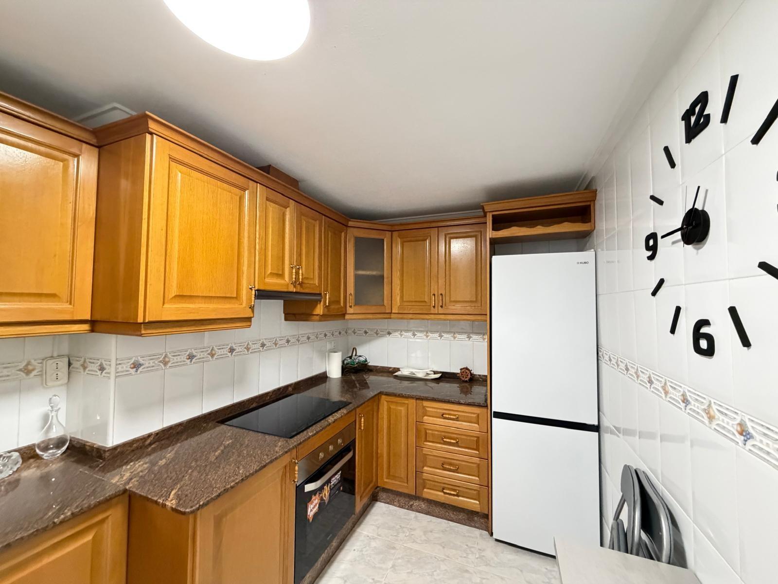 For sale - 3 Bedroom 2 Bathroom Apartment in Torrevieja - Playa Del Cura  - Alicante