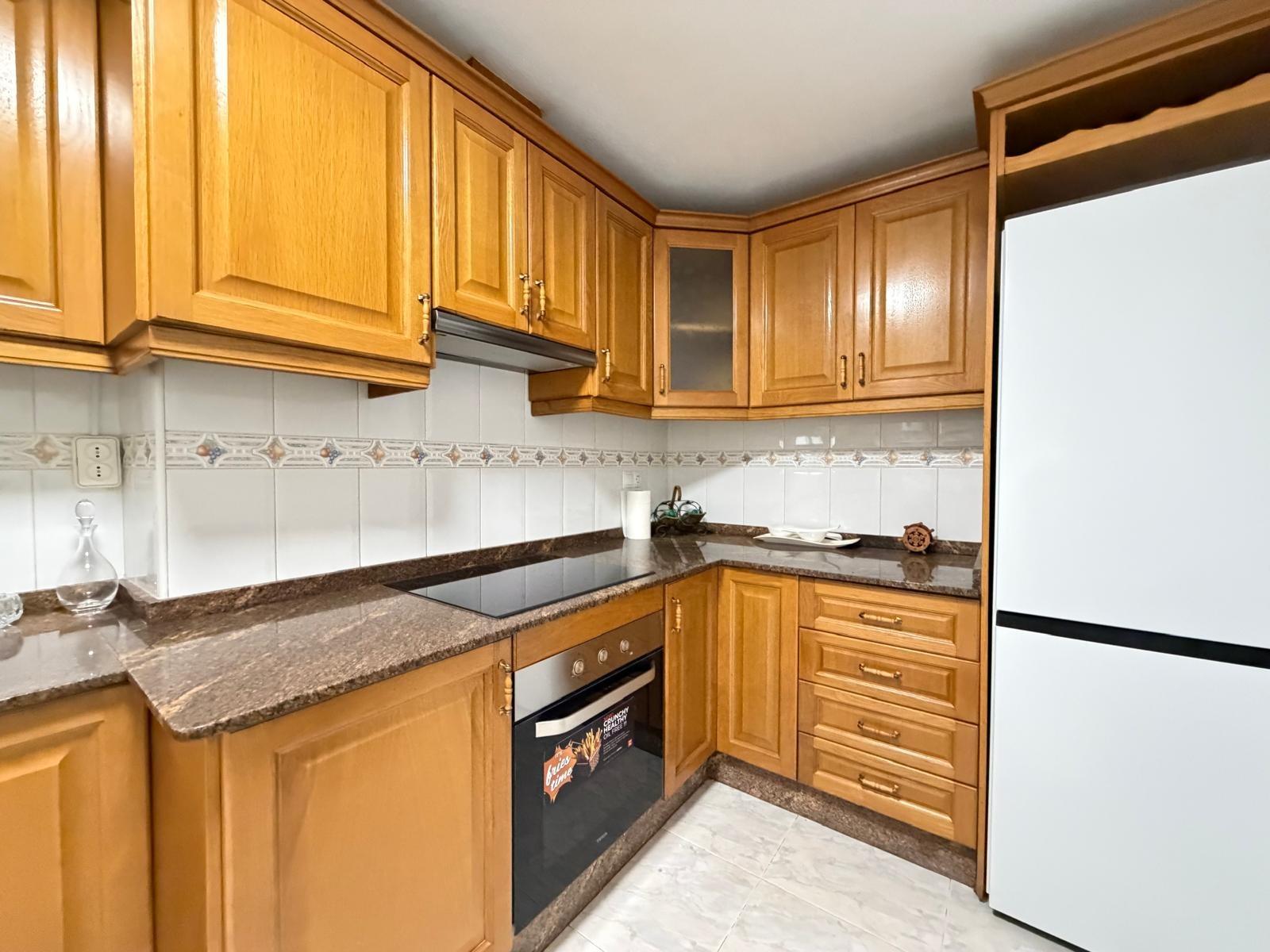 For sale - 3 Bedroom 2 Bathroom Apartment in Torrevieja - Playa Del Cura  - Alicante