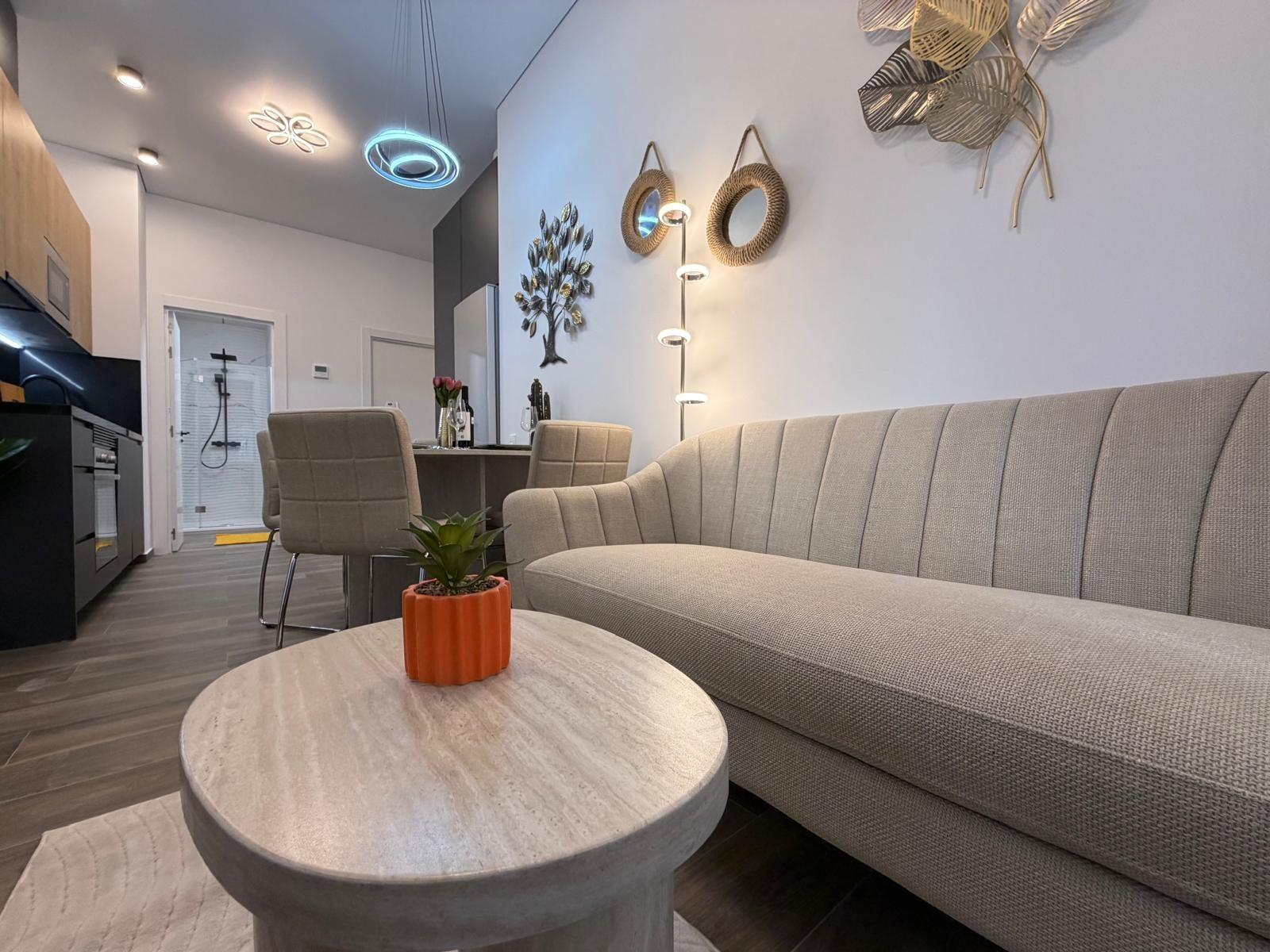 For sale - 2 Bedroom 1 Bathroom Apartment in Torrevieja - Torrevieja  - Alicante