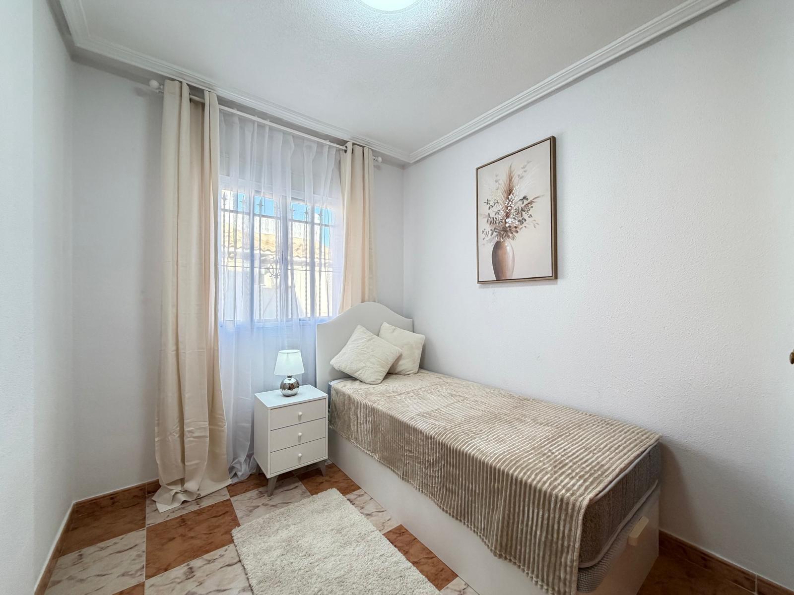 For sale - 2 Bedroom 2 Bathroom Town House in Orihuela Costa - Las Filipinas  - Alicante