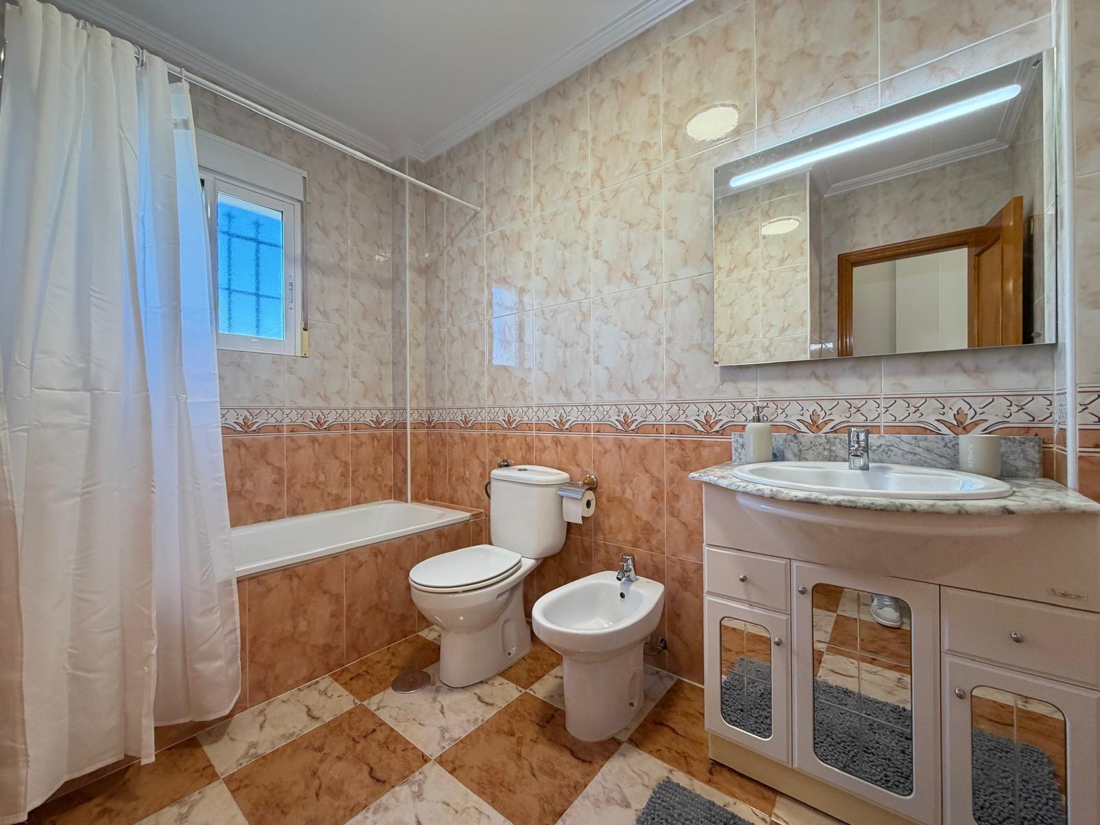 For sale - 2 Bedroom 2 Bathroom Town House in Orihuela Costa - Las Filipinas  - Alicante