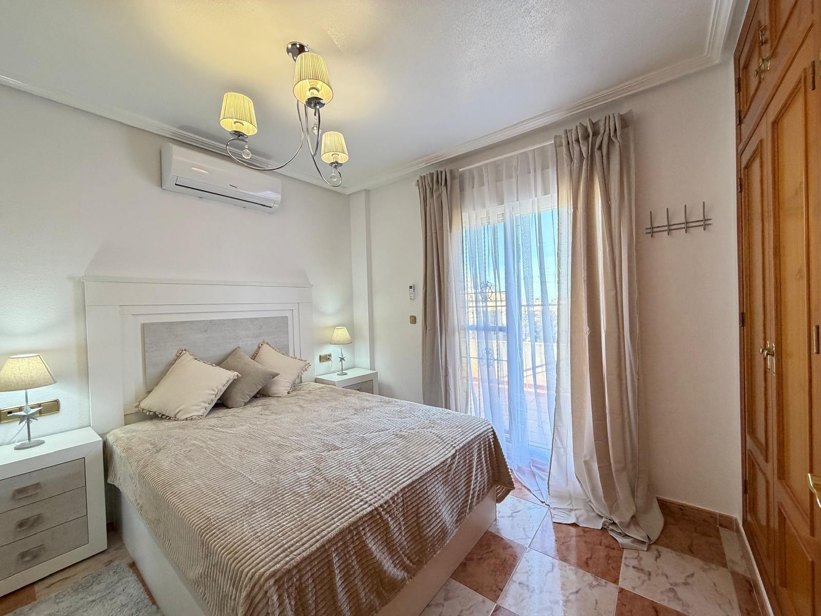 For sale - 2 Bedroom 2 Bathroom Town House in Orihuela Costa - Las Filipinas  - Alicante