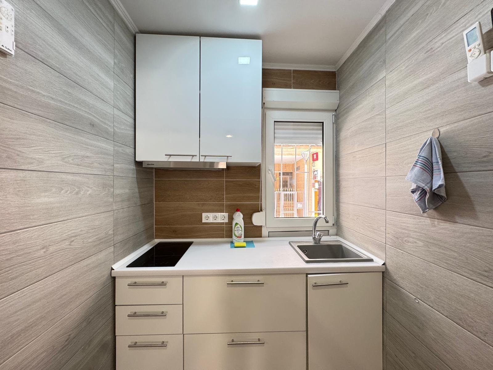 For sale - 2 Bedroom 2 Bathroom Apartment in Torrevieja - Playa Del Cura  - Alicante
