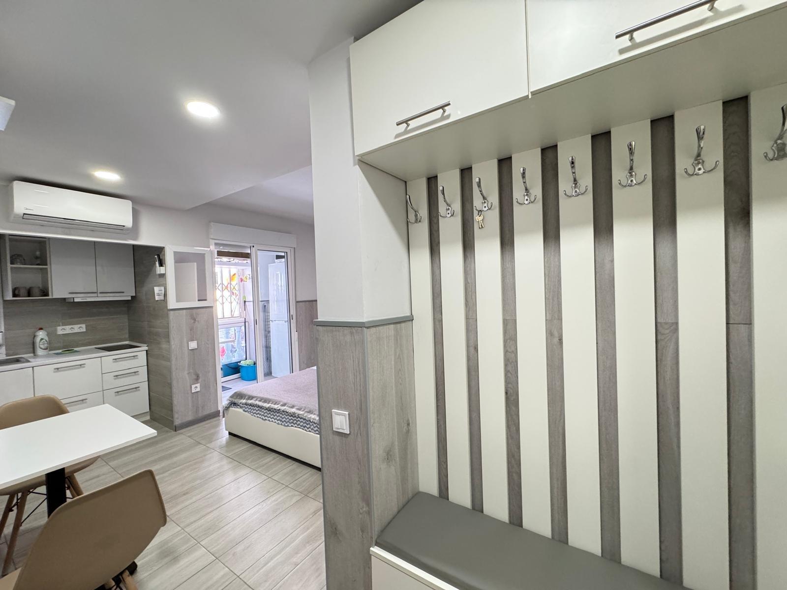 For sale - 2 Bedroom 2 Bathroom Apartment in Torrevieja - Playa Del Cura  - Alicante