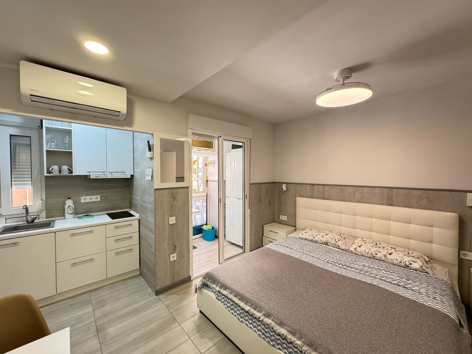 For sale - 2 Bedroom 2 Bathroom Apartment in Torrevieja - Playa Del Cura  - Alicante