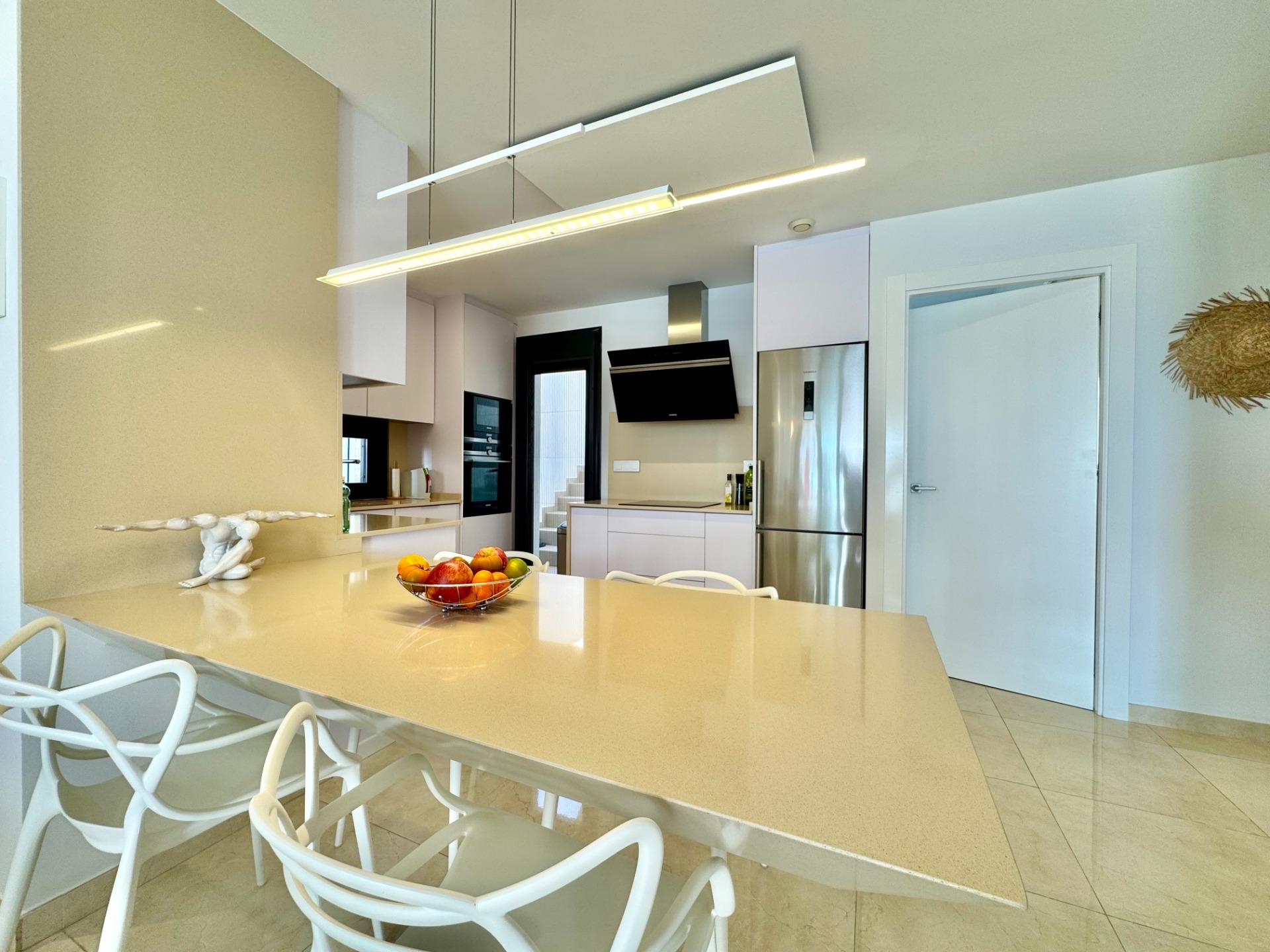 For sale - 3 Bedroom 2 Bathroom Villa in San Miguel de Salinas - Bellavista  - Alicante
