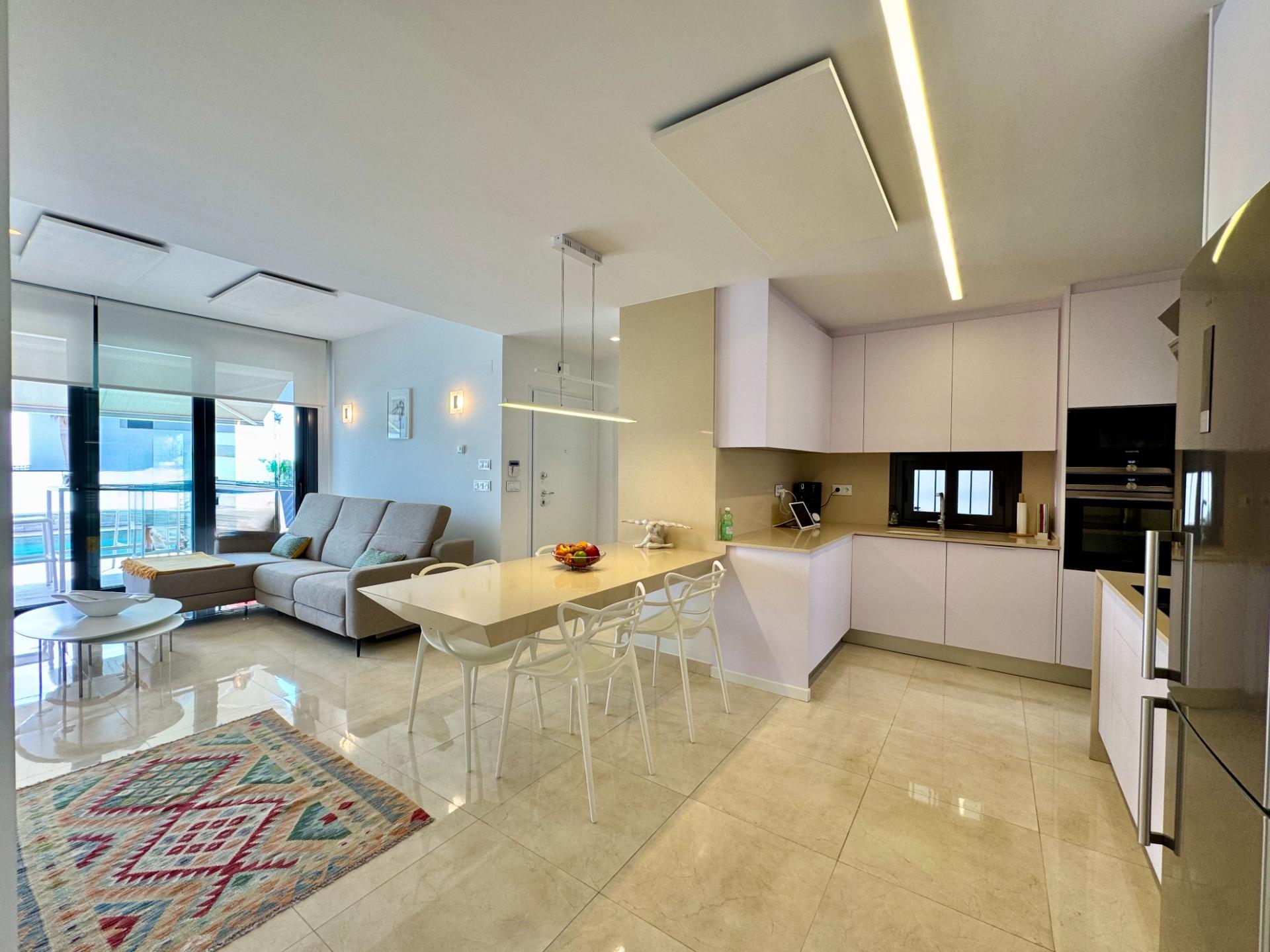 For sale - 3 Bedroom 2 Bathroom Villa in San Miguel de Salinas - Bellavista  - Alicante