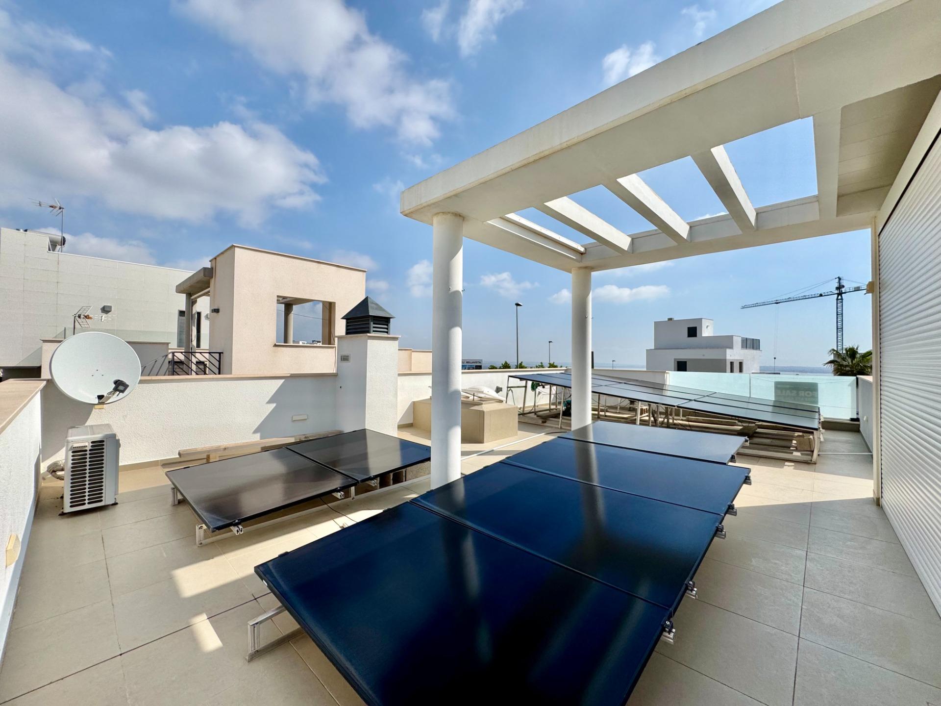 For sale - 3 Bedroom 2 Bathroom Villa in San Miguel de Salinas - Bellavista  - Alicante