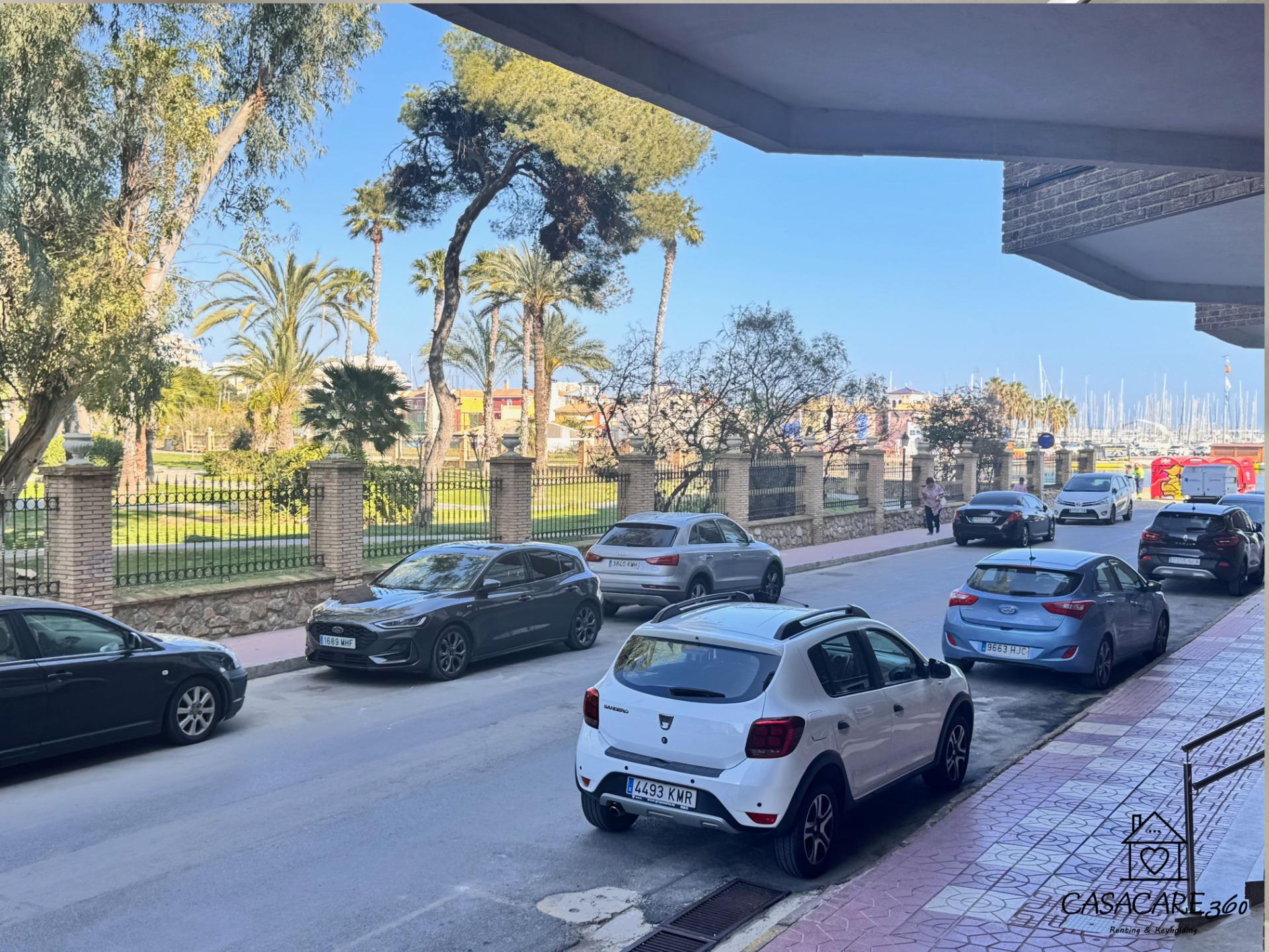For sale - 2 Bedroom 2 Bathroom Apartment in Torrevieja - El Acequión - Los Náufragos  - Alicante